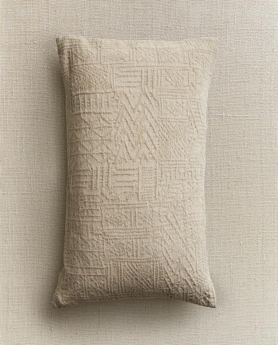 CAPA DE ALMOFADA COM JACQUARD
