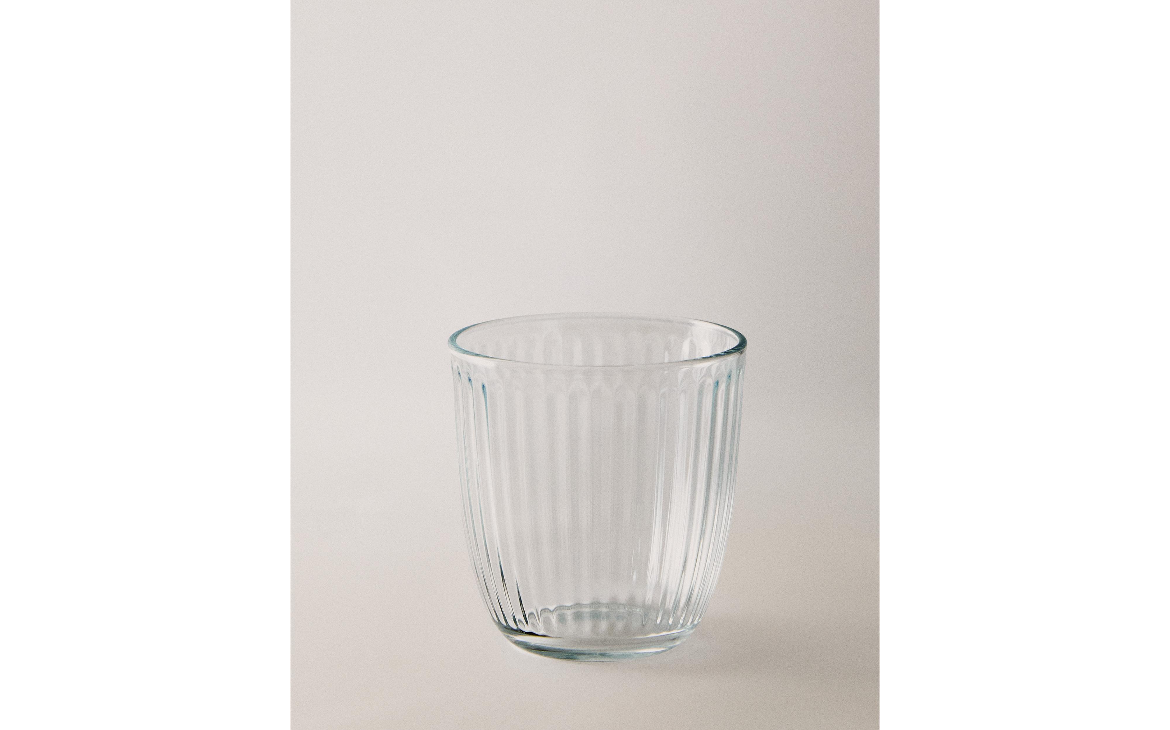 GLASS TUMBLER WITH LINE DESIGN product thumbnail 5