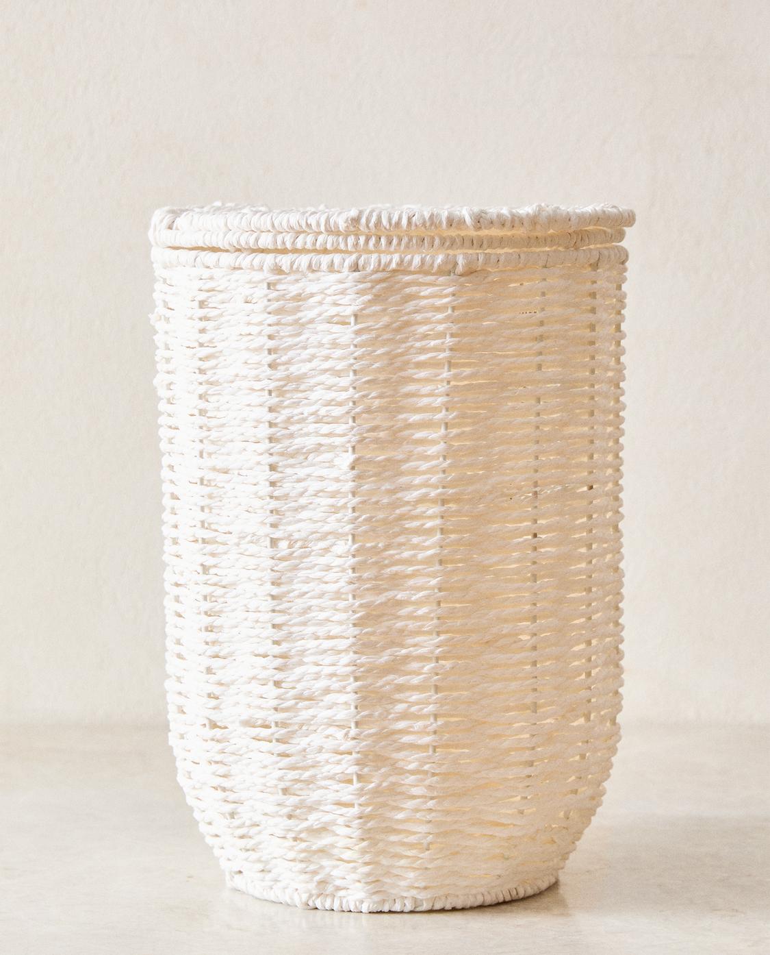 Cesto Per Biancheria Kela Sevilla Con Coperchio Imbottito - Metallo Bianco, 30.5x60.5 Cm - Portabiancheria Elegante - Foto 3