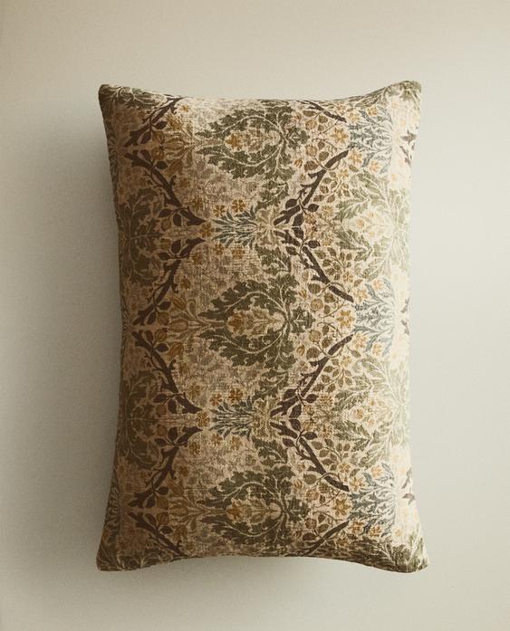 MORRIS & CO. FLORAL CUSHION COVER MORRIS & CO. FLORAL CUSHION COVER