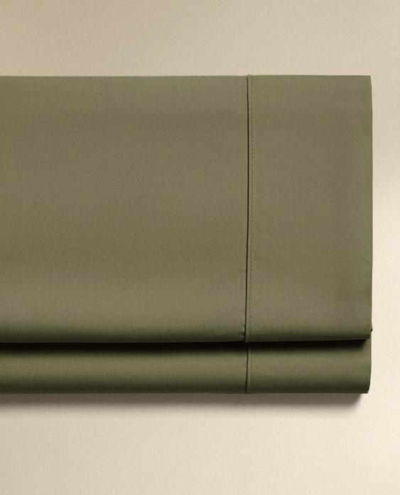 PERCALE COTTON FLAT SHEET (300 THREAD COUNT) PERCALE COTTON FLAT SHEET (300 THREAD COUNT)