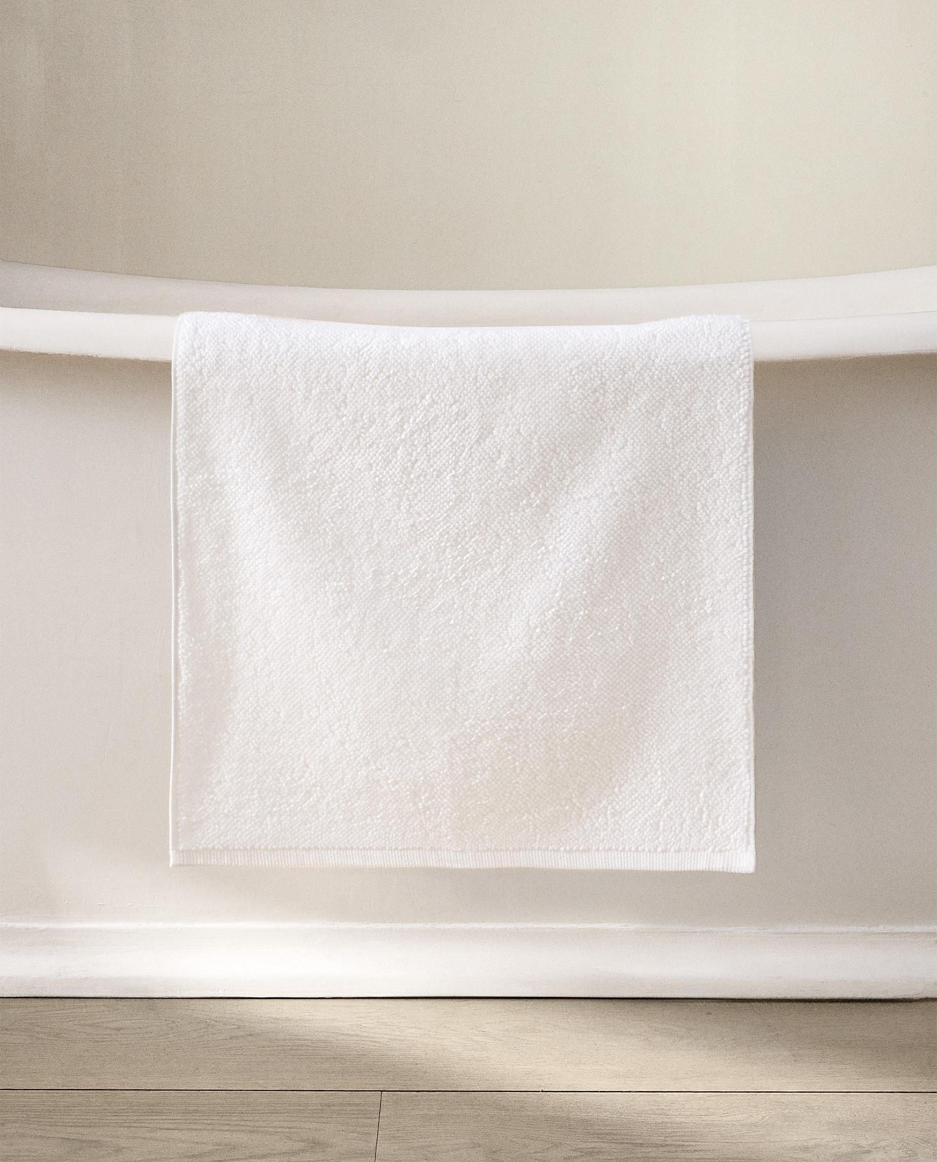 PLAIN BATH MAT