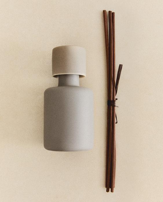 (95 ML) DIFUSOR DE AMBIENTE COM VARETAS FLOR DE NOVIEMBRE (95 ML) DIFUSOR DE AMBIENTE COM VARETAS FLOR DE NOVIEMBRE