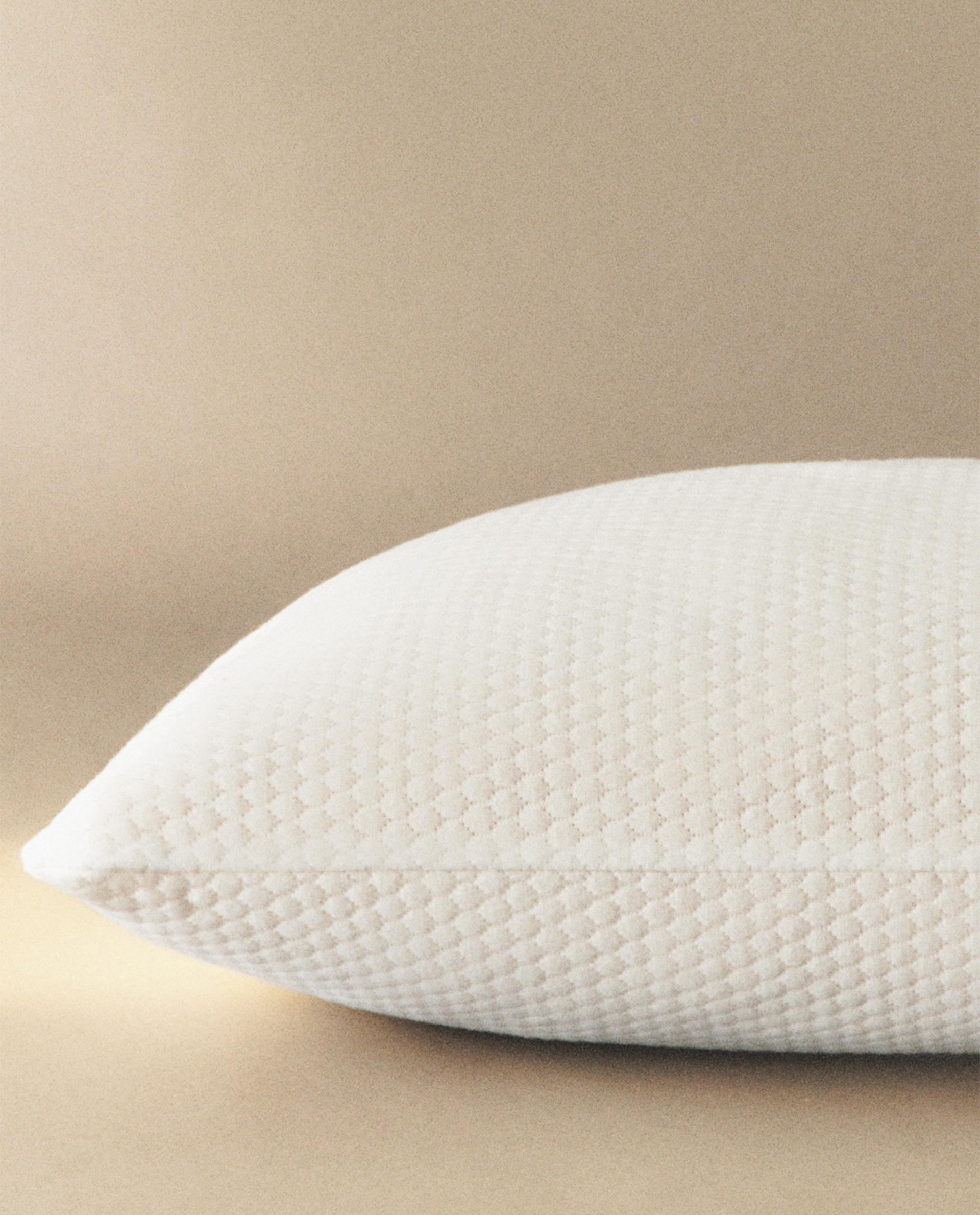 VISCOELASTIC FLAKES PILLOW product thumbnail 15