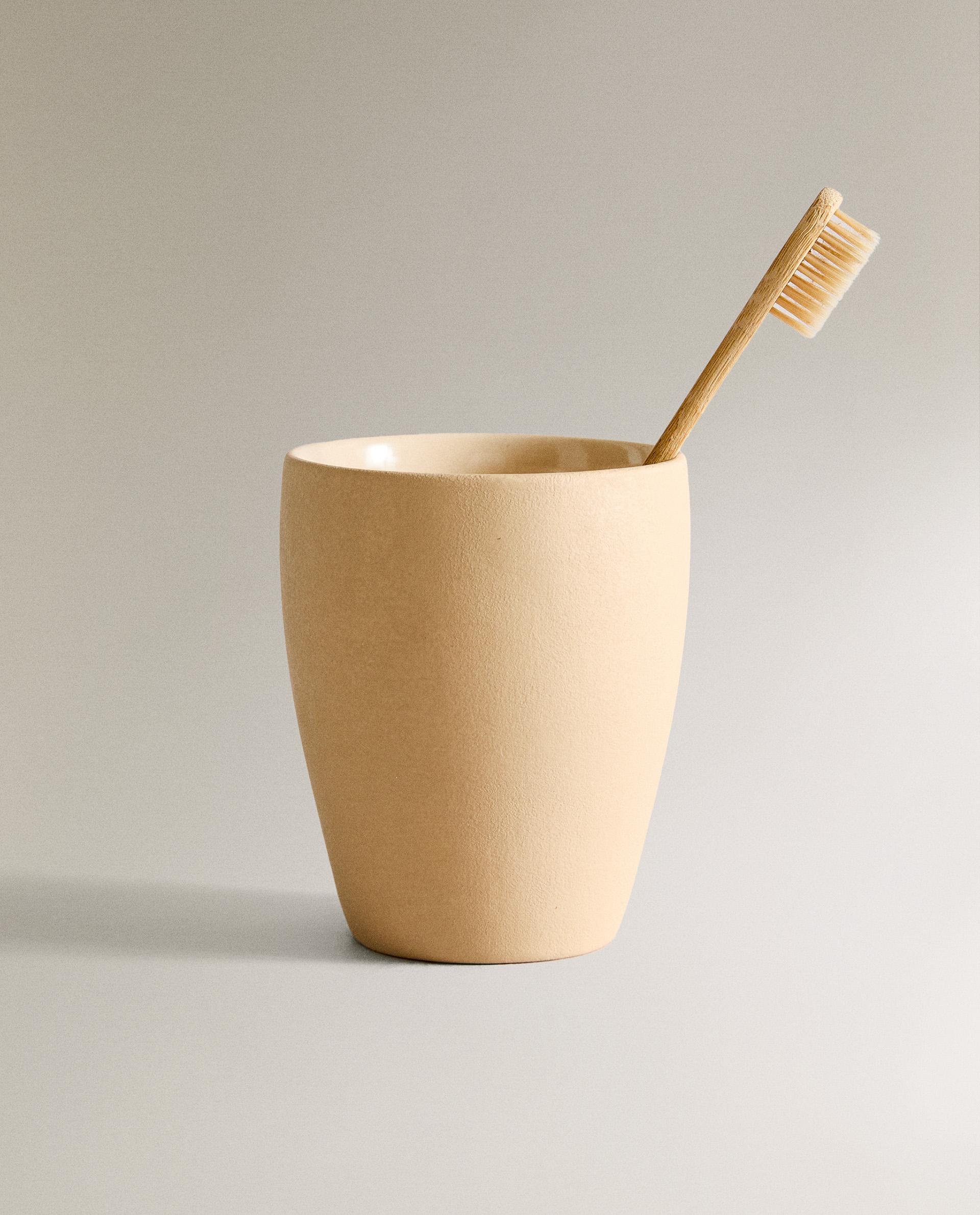 CERAMIC TOOTHBRUSH HOLDER