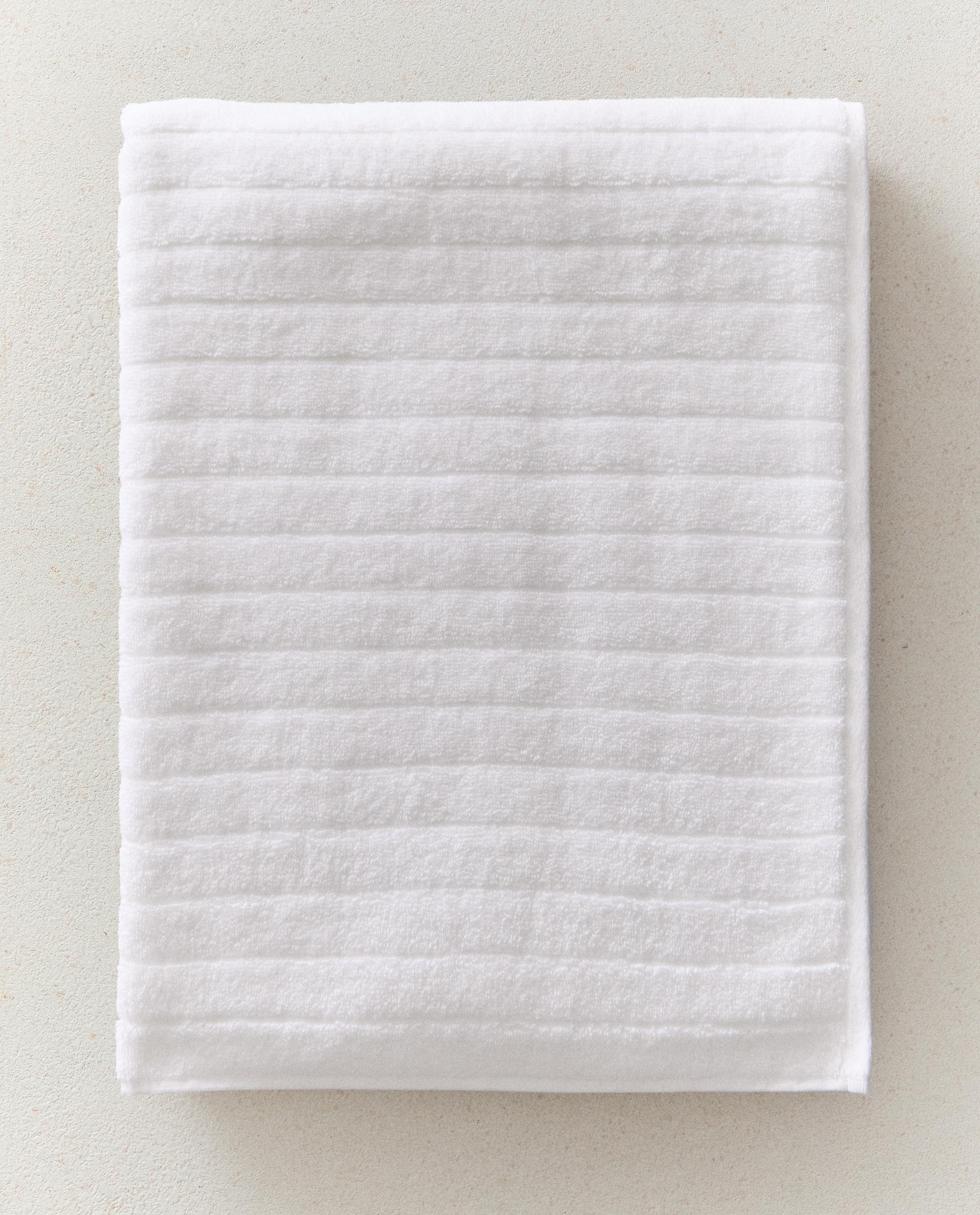 TEXTURED STRIPED BATH TOWEL product thumbnail 15
