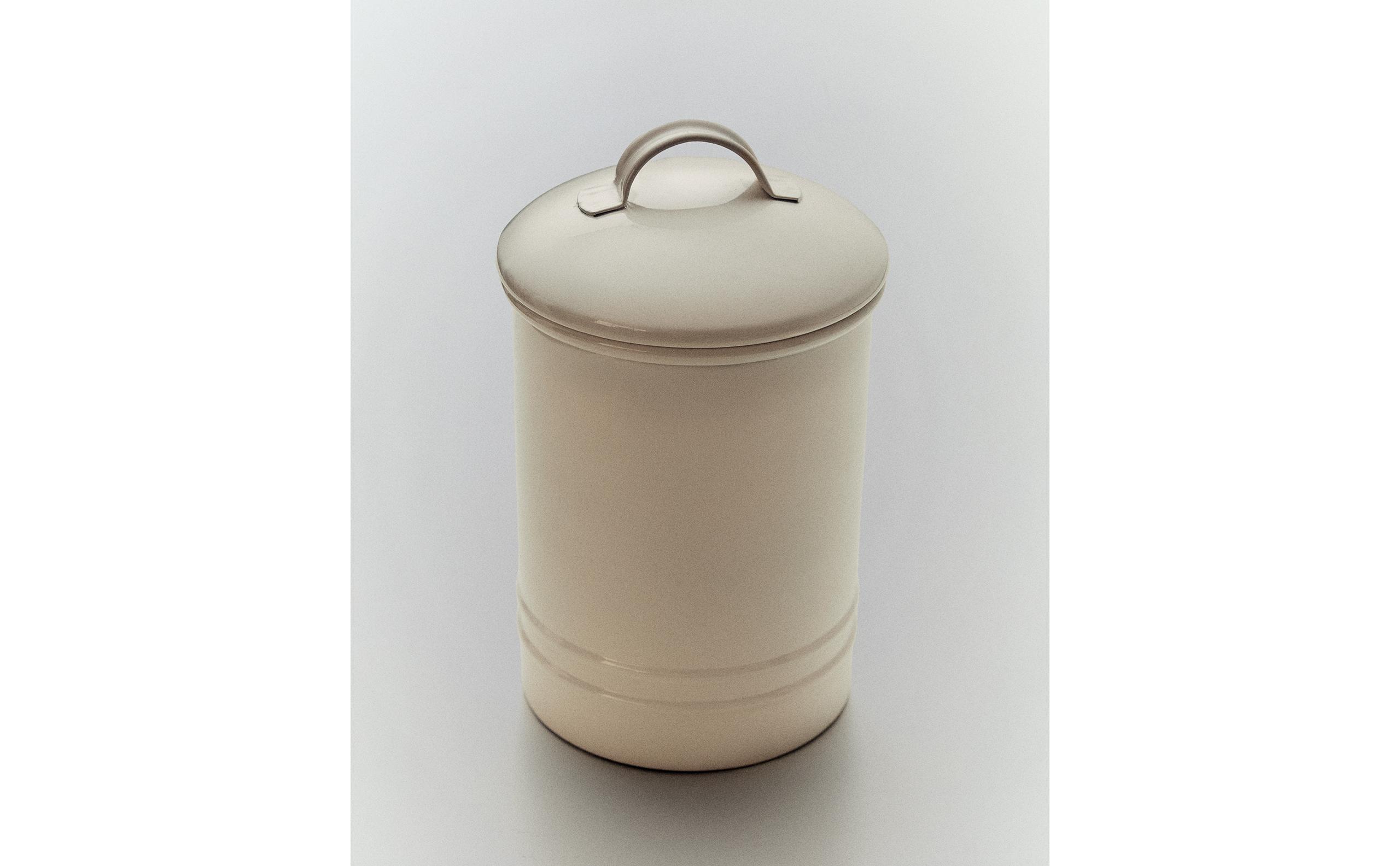 LACQUERED METAL CYLINDRICAL JAR product thumbnail 8
