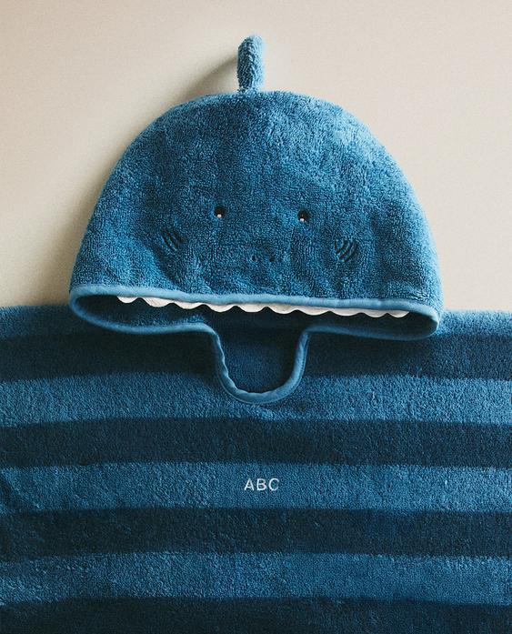 KIDS’ SHARK BEACH PONCHO KIDS’ SHARK BEACH PONCHO