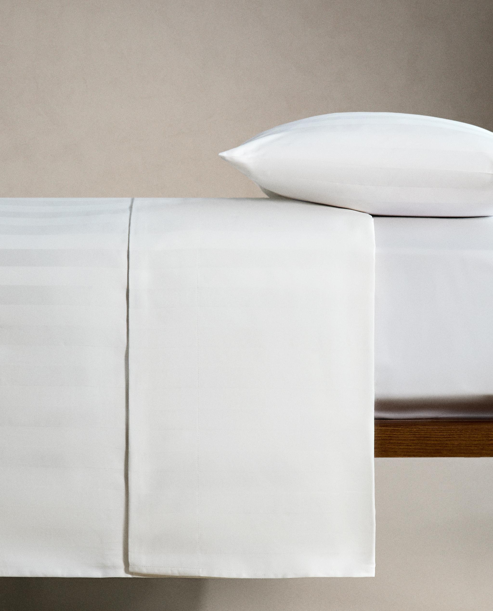 STRIPED SATEEN FLAT SHEET (500 THREAD COUNT) product thumbnail 16