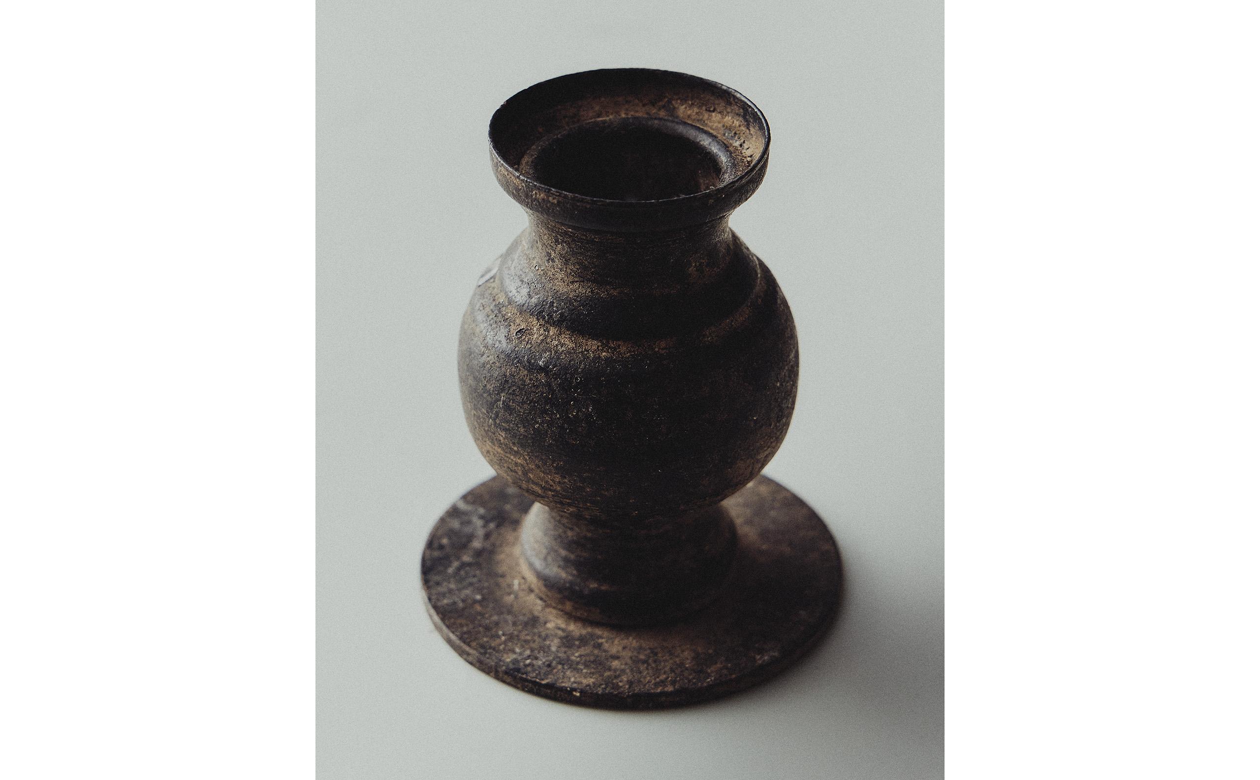 TALL IRON TEALIGHT HOLDER product thumbnail 5