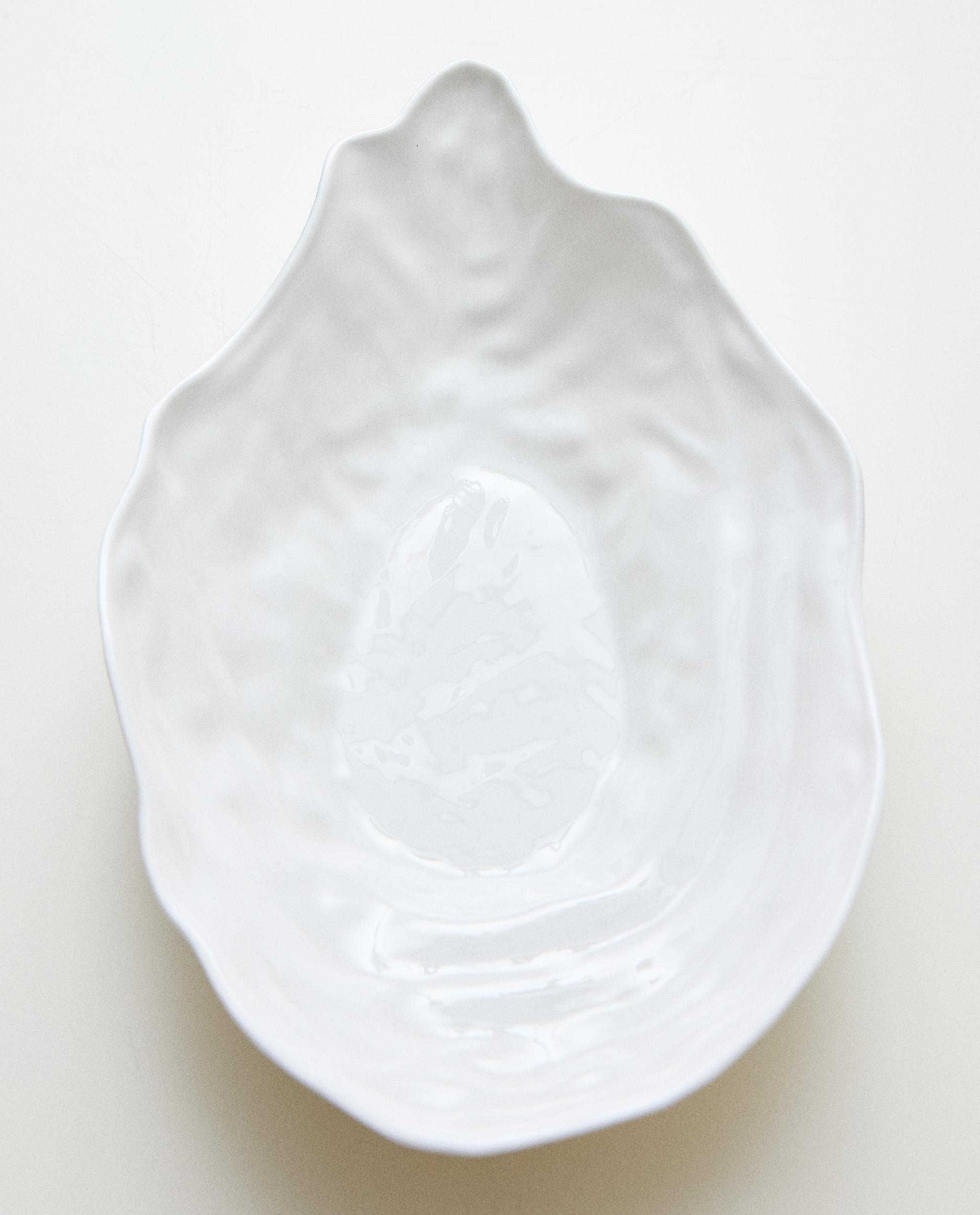 LARGE SHELL PORCELAIN SERVING DISH product thumbnail 8