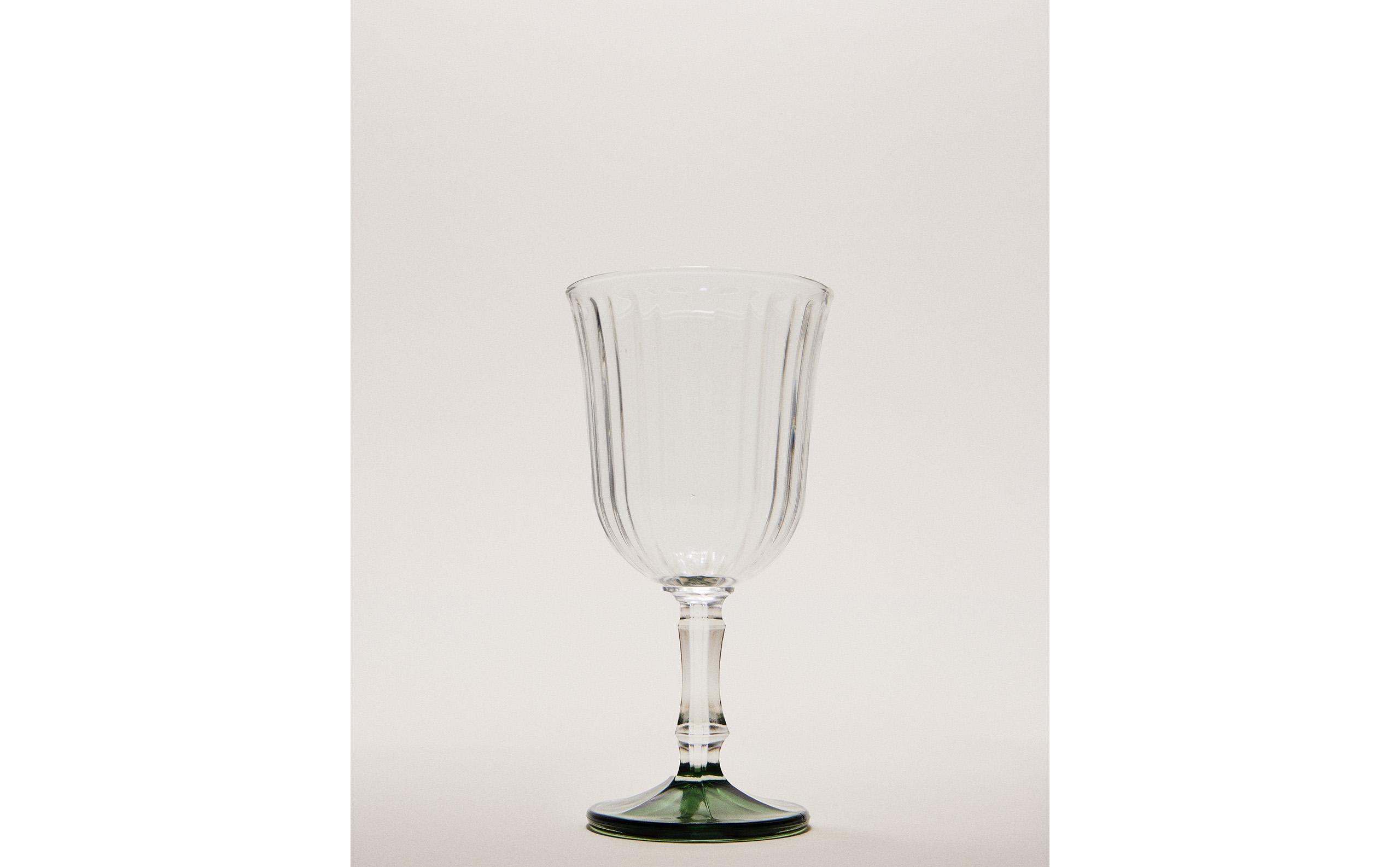 RAISED DESIGN WINE GLASS | Zara Home United States of America