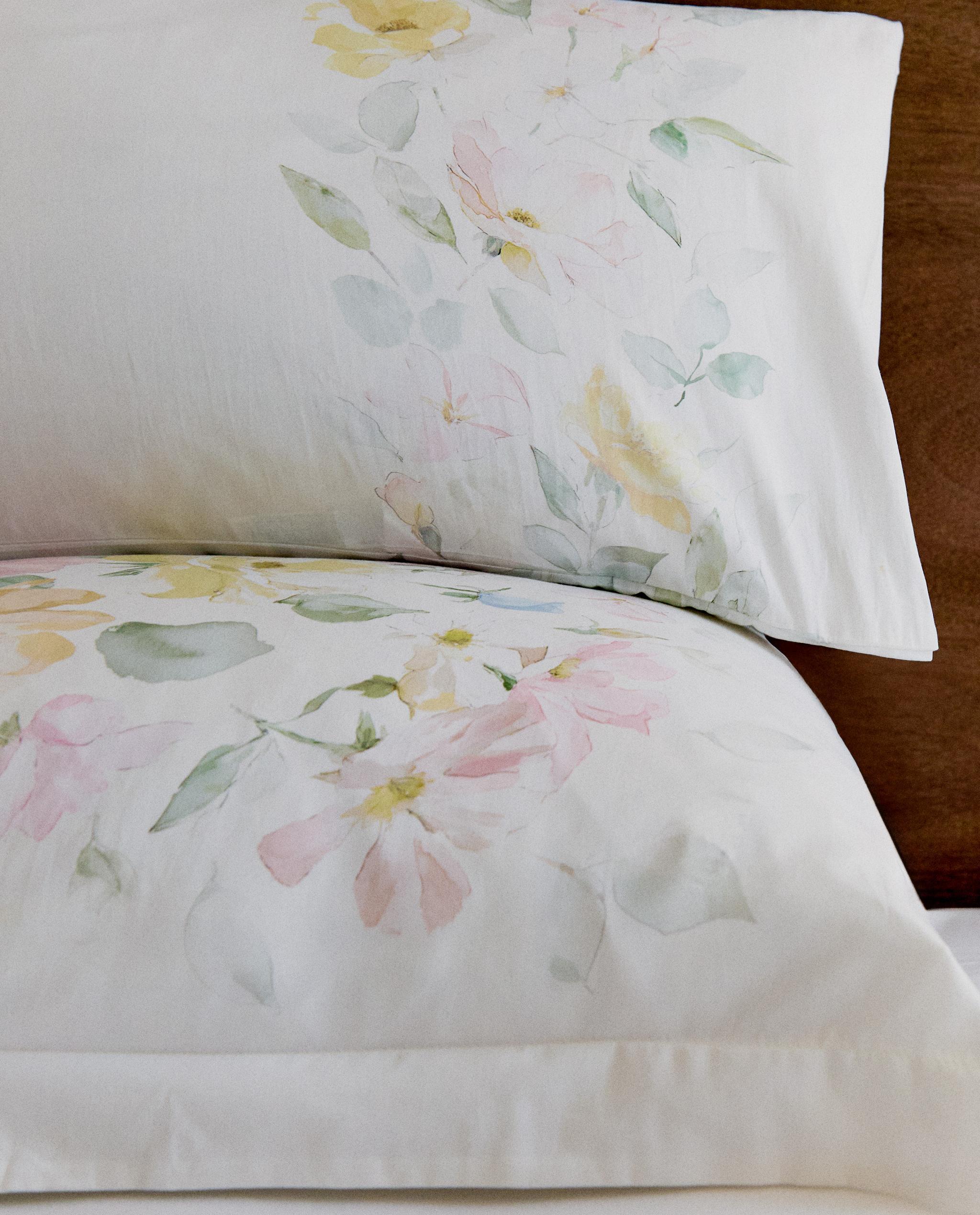 WATERCOLOUR FLOWER DUVET COVER product thumbnail 9