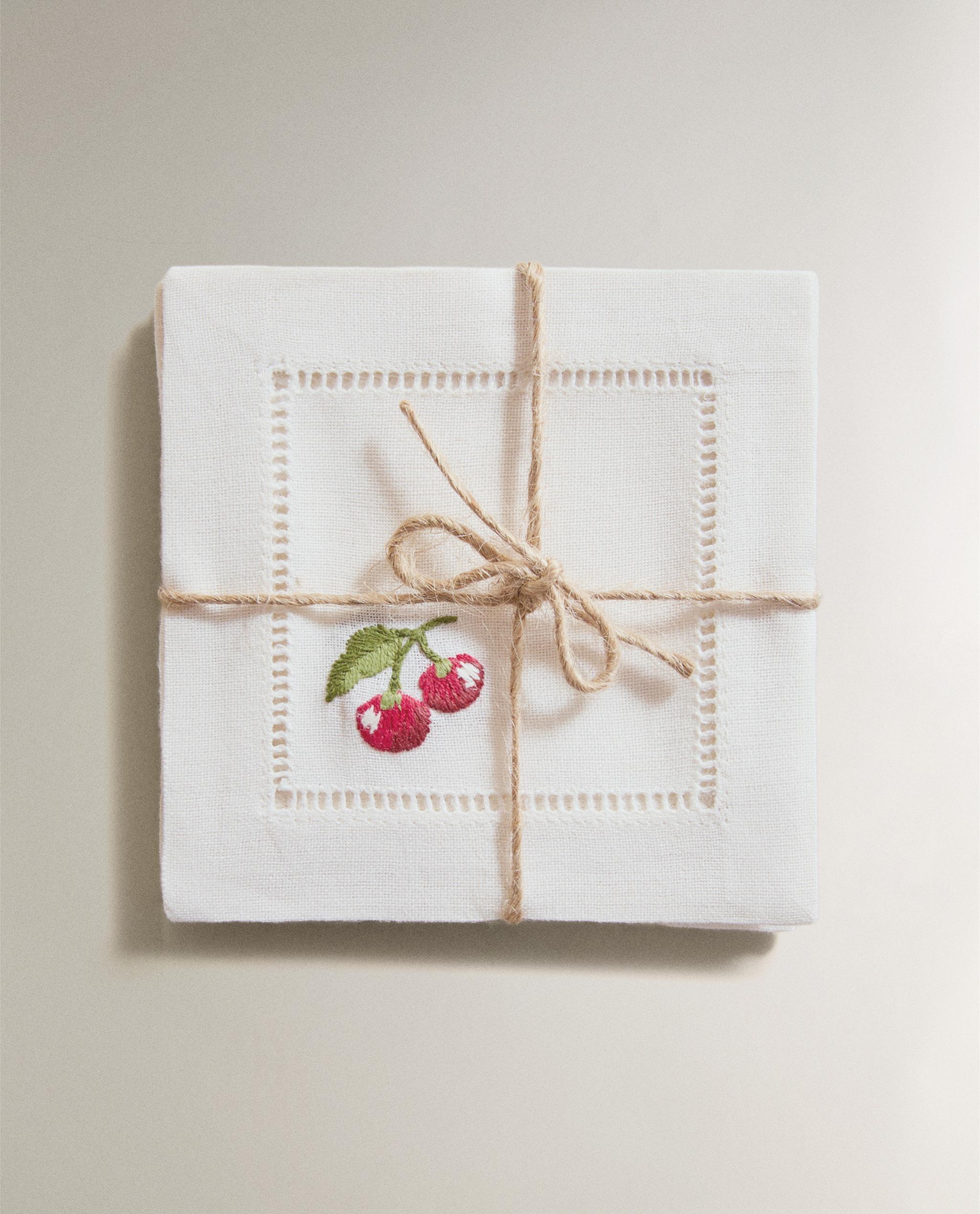 PACK OF FRUIT RAMIE COASTERS (PACK OF 4) product thumbnail 7