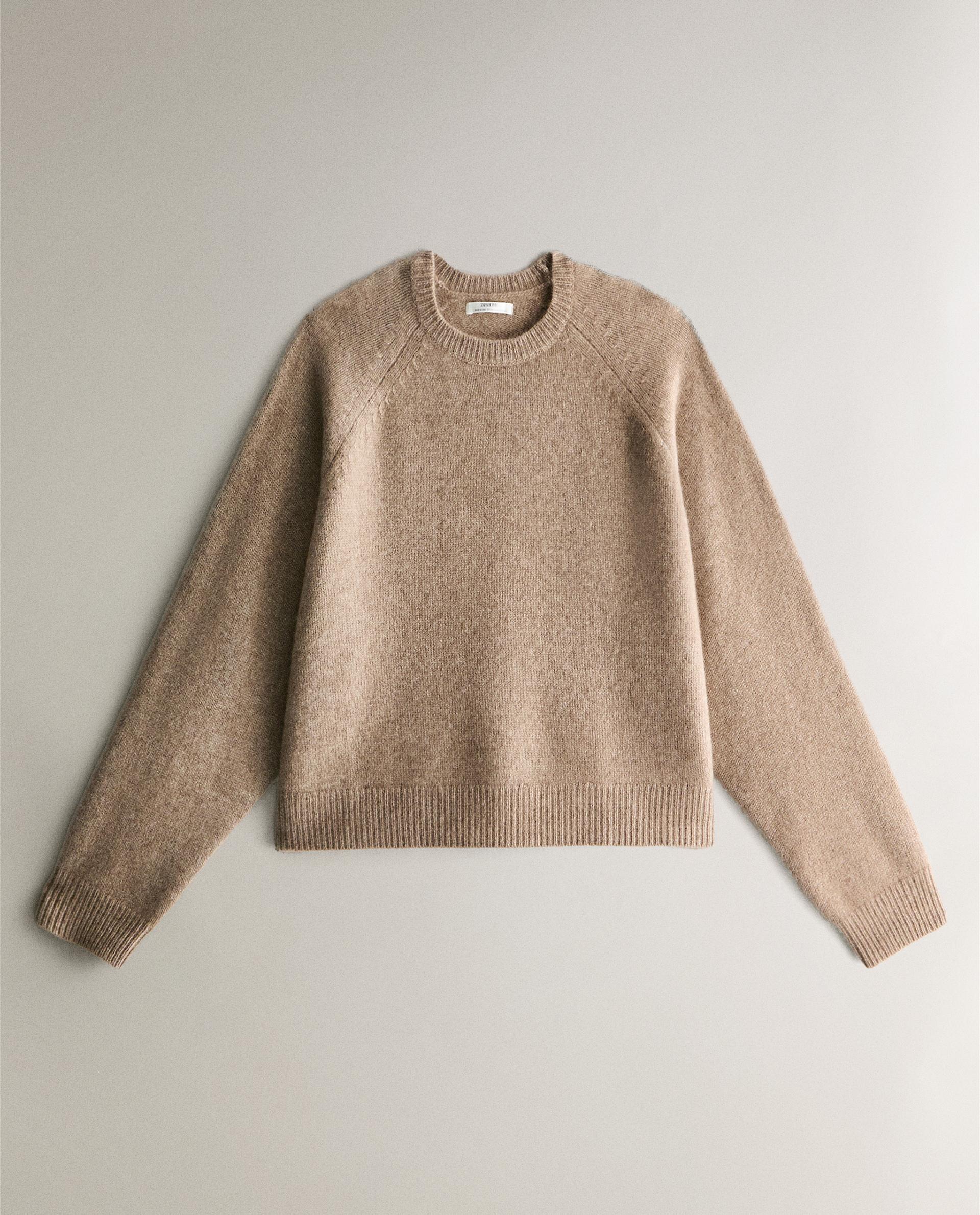 CASHMERE SWEATER