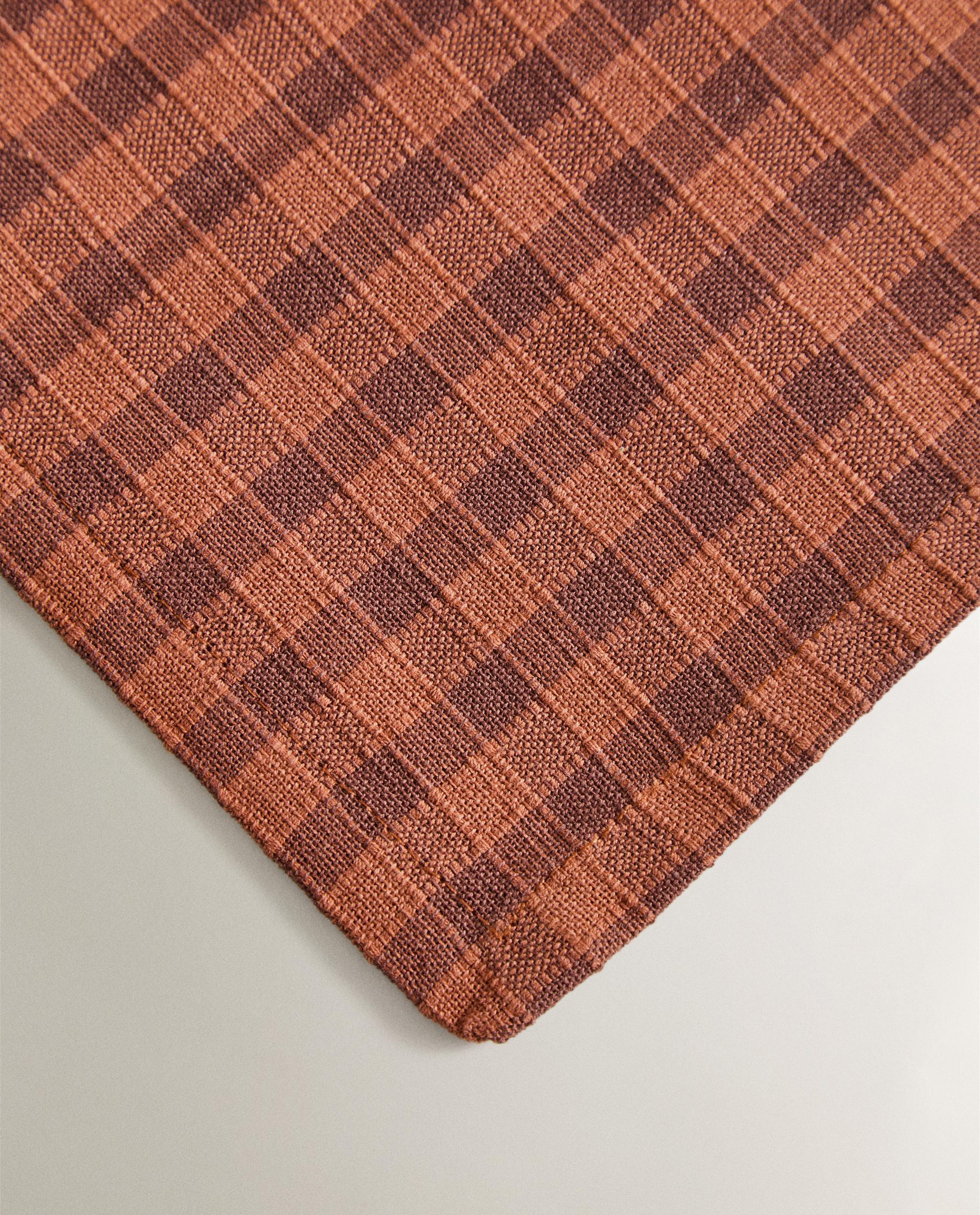 CHECK TABLECLOTH WITH TOPSTITCHING product thumbnail 12