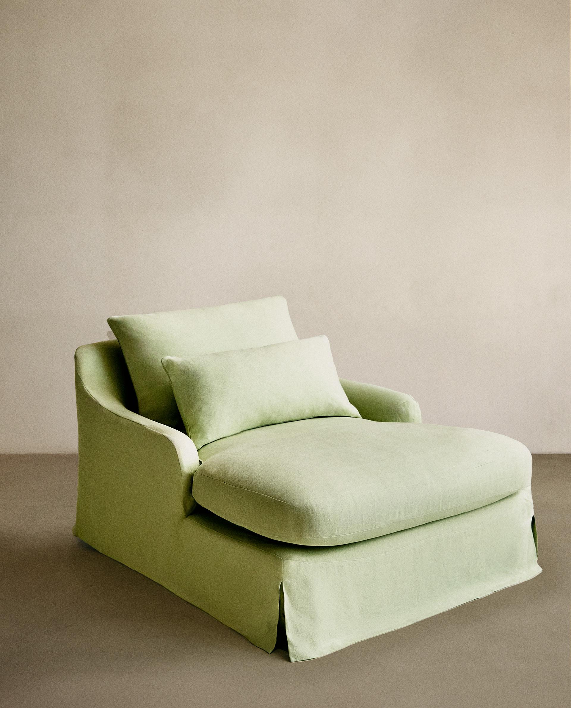 LOVESEAT 01 LOVESEAT 01