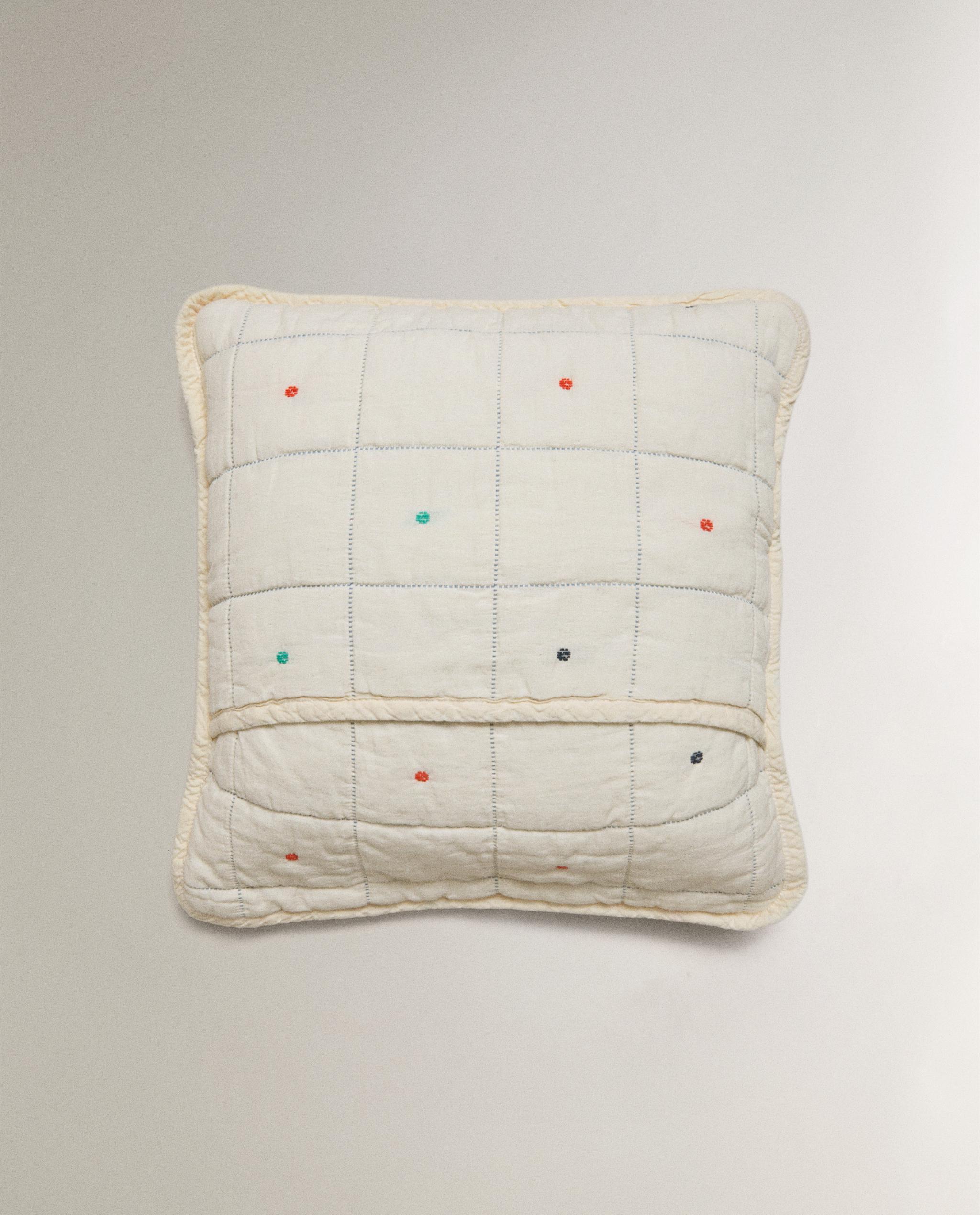 DOTTED AND CHECKED CUSHION COVER product thumbnail 5