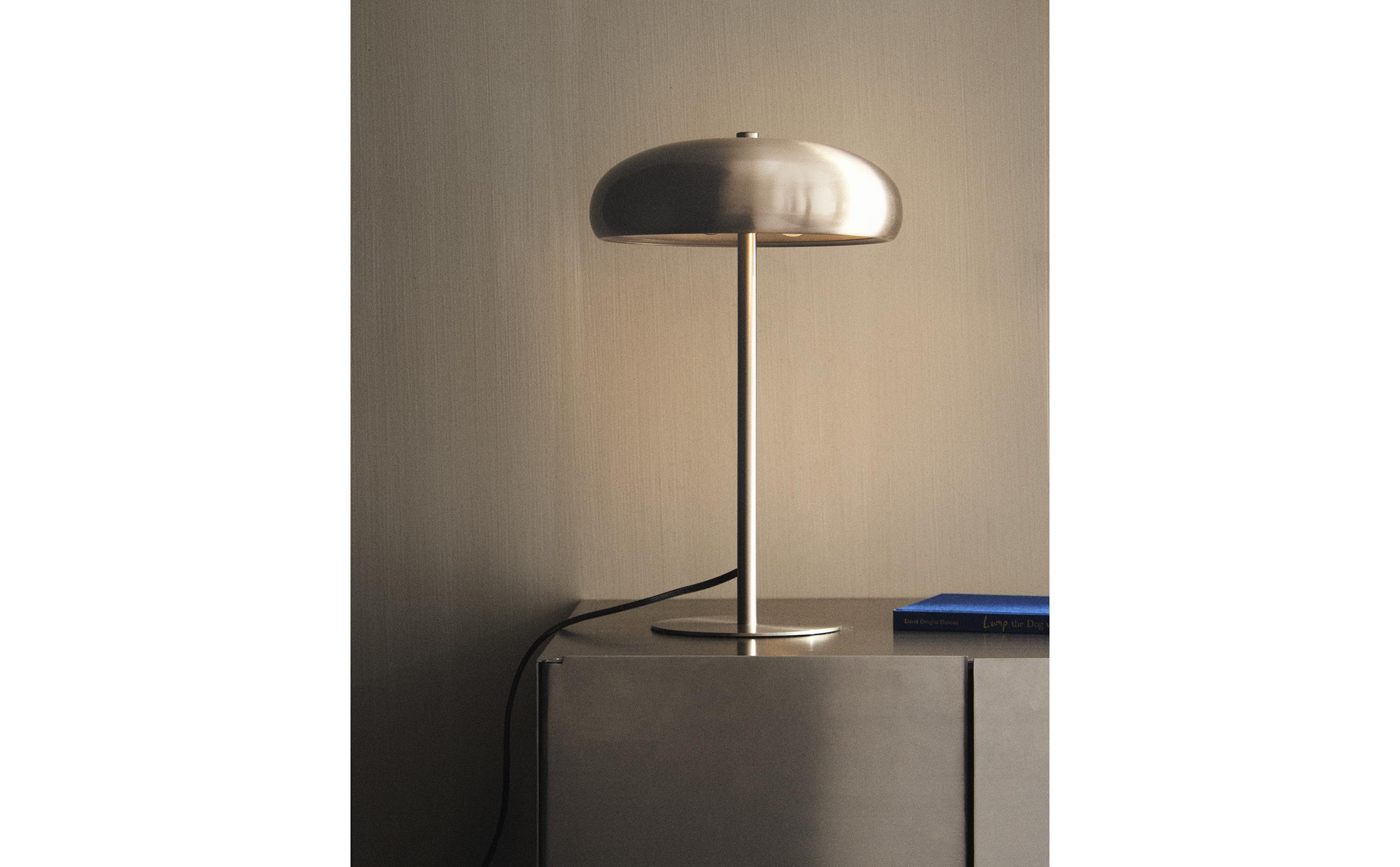 大型モノクロテーブルランプ | Zara Home 日本/Japan