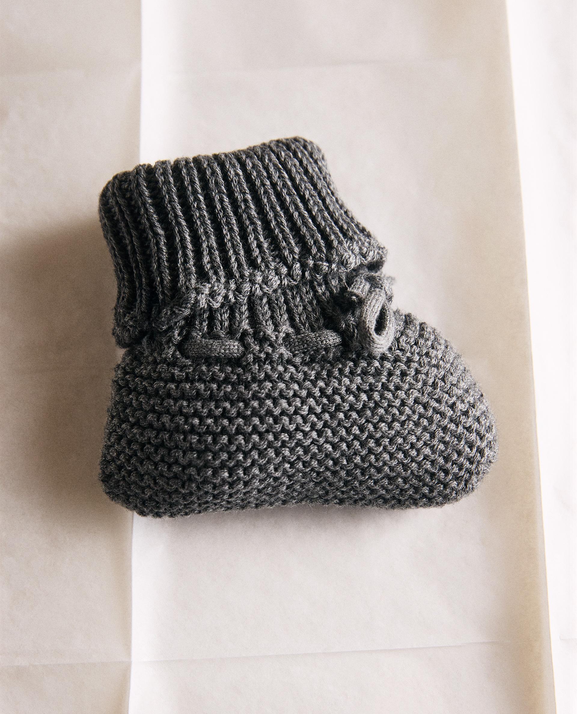 BABY-STRICKSCHUHE BABY-STRICKSCHUHE