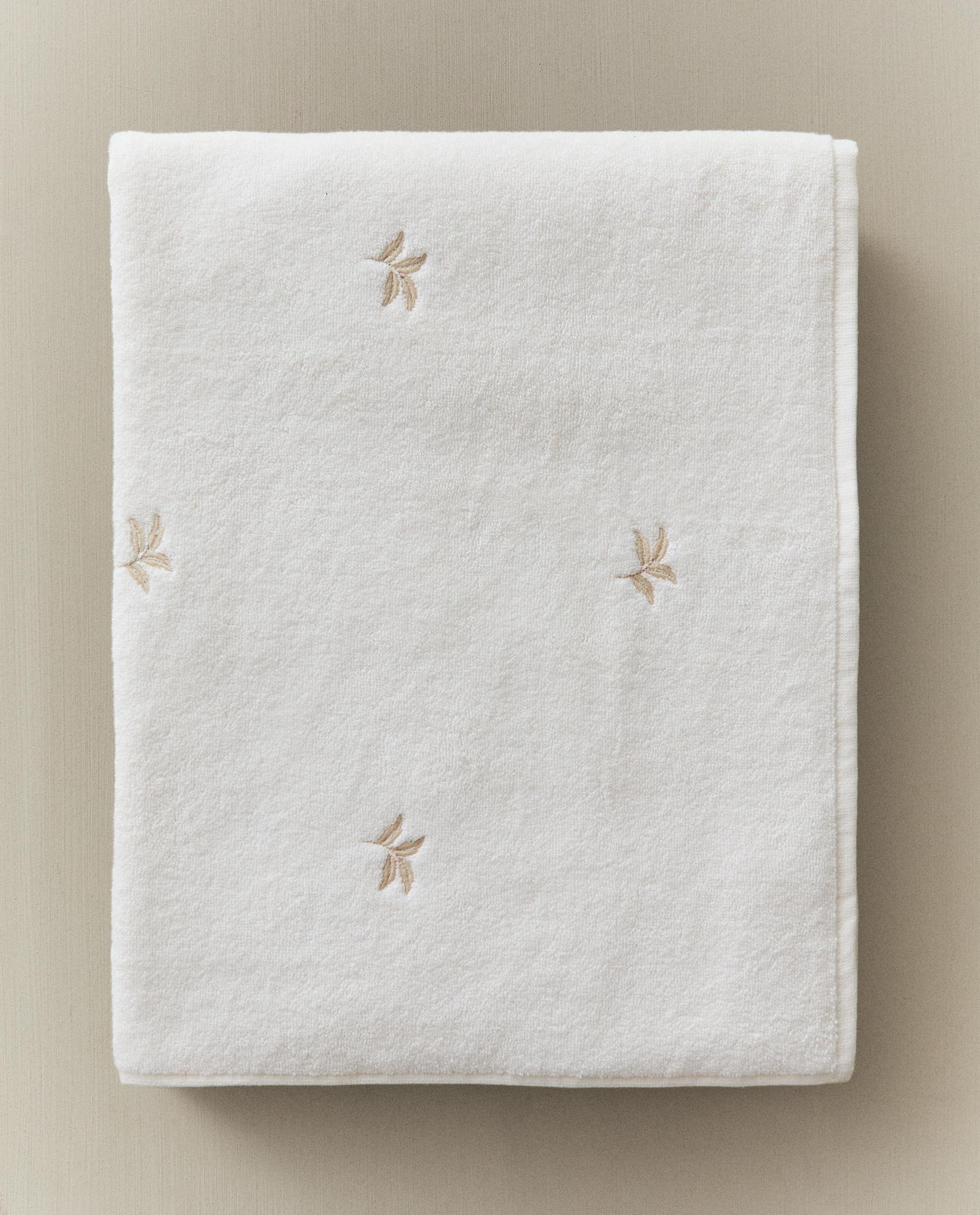 LEAF PRINT COTTON BATH TOWEL