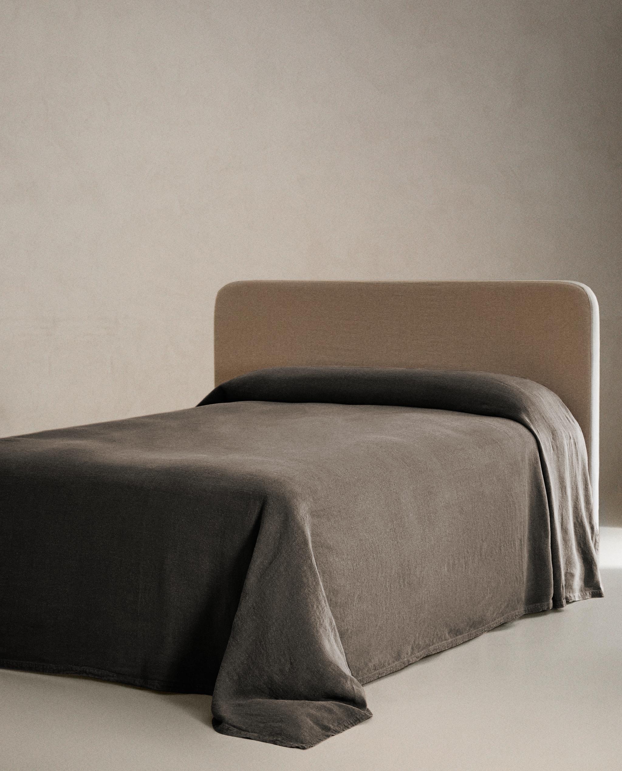 ウォッシュドリネン ベッドスプレッド（400 GXM²） | Zara Home 日本/Japan