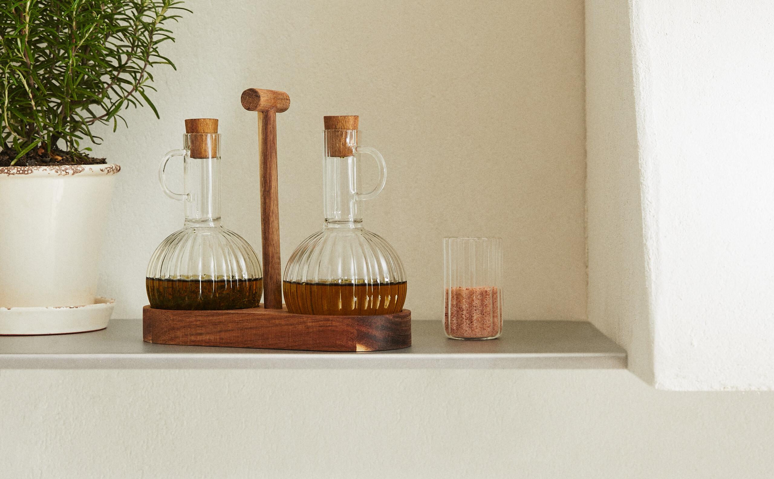 BOROSILICATE AND WOOD CRUET SET product thumbnail 13