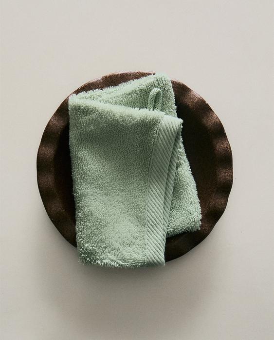 COTTON TERRY BATH MITT COTTON TERRY BATH MITT