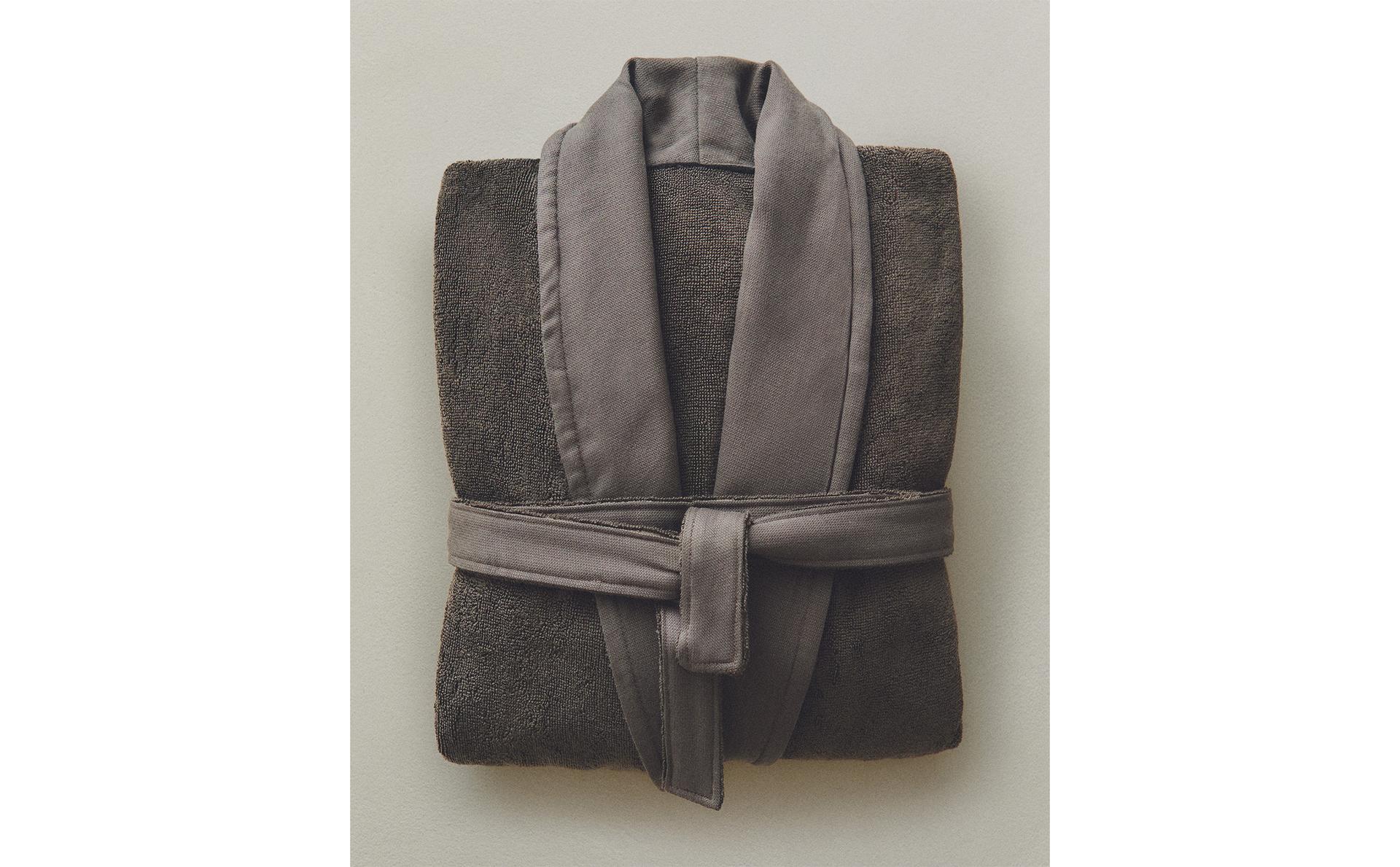 PEIGNOIR COTON TISSU APPLIQUÉ PEIGNOIR COTON TISSU APPLIQUÉ