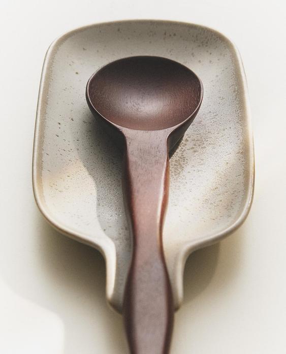 STONEWARE SPOON REST
