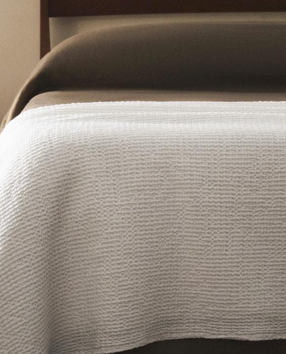 شرشف بحبكة وافل صغيرة