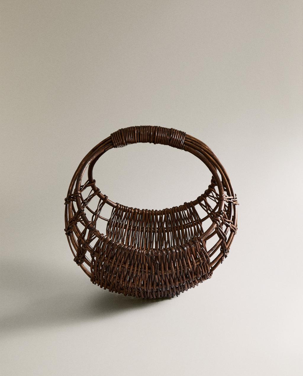 RATTAN STORAGE HAMPER