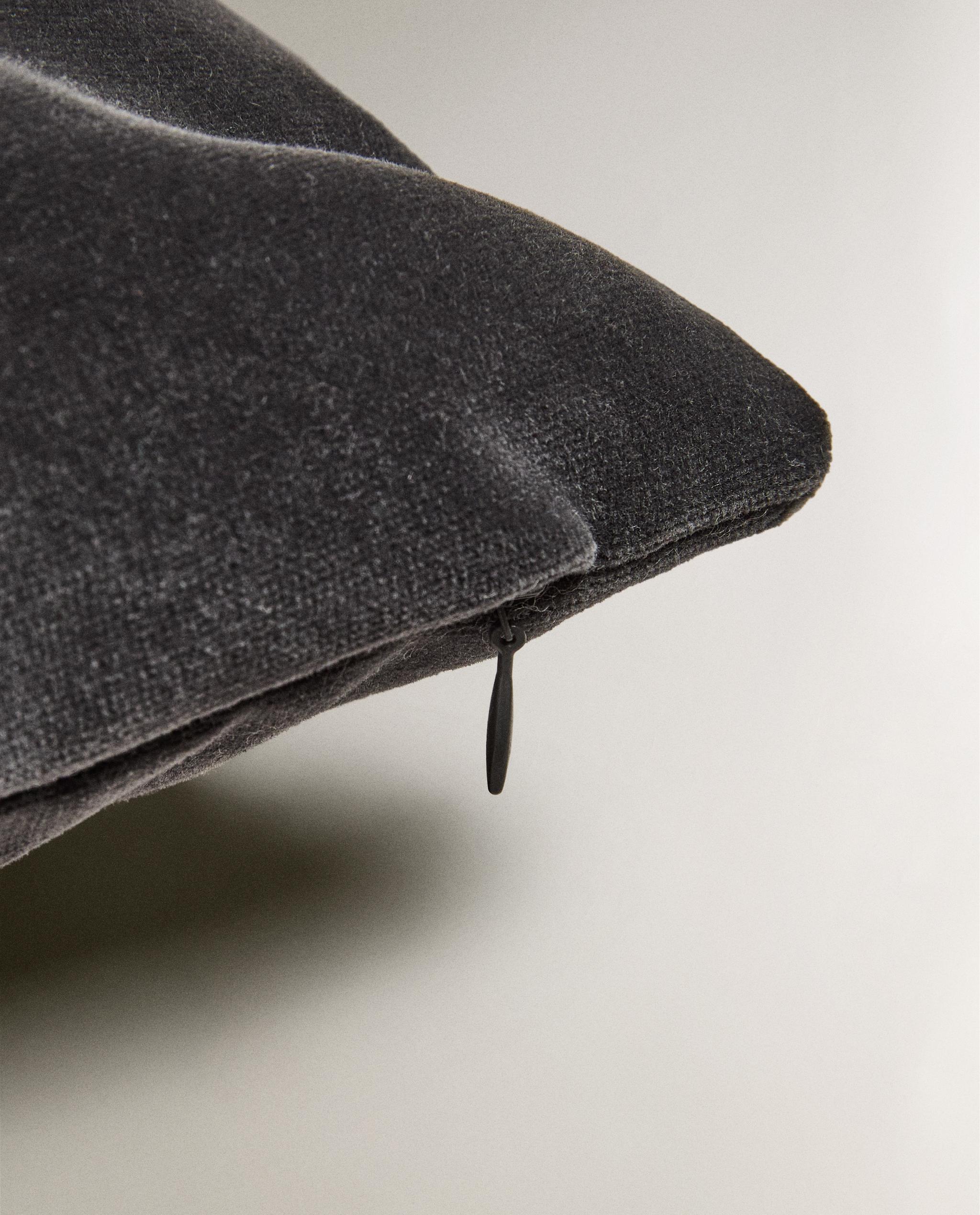 VELVET CUSHION COVER product thumbnail 14