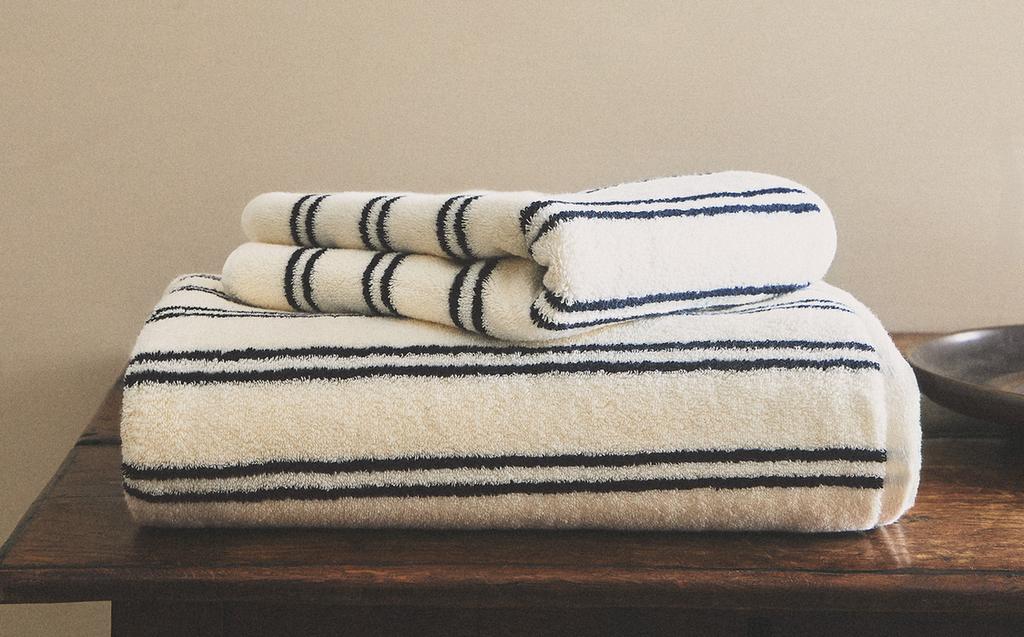DOUBLE STRIPE BATH TOWEL
