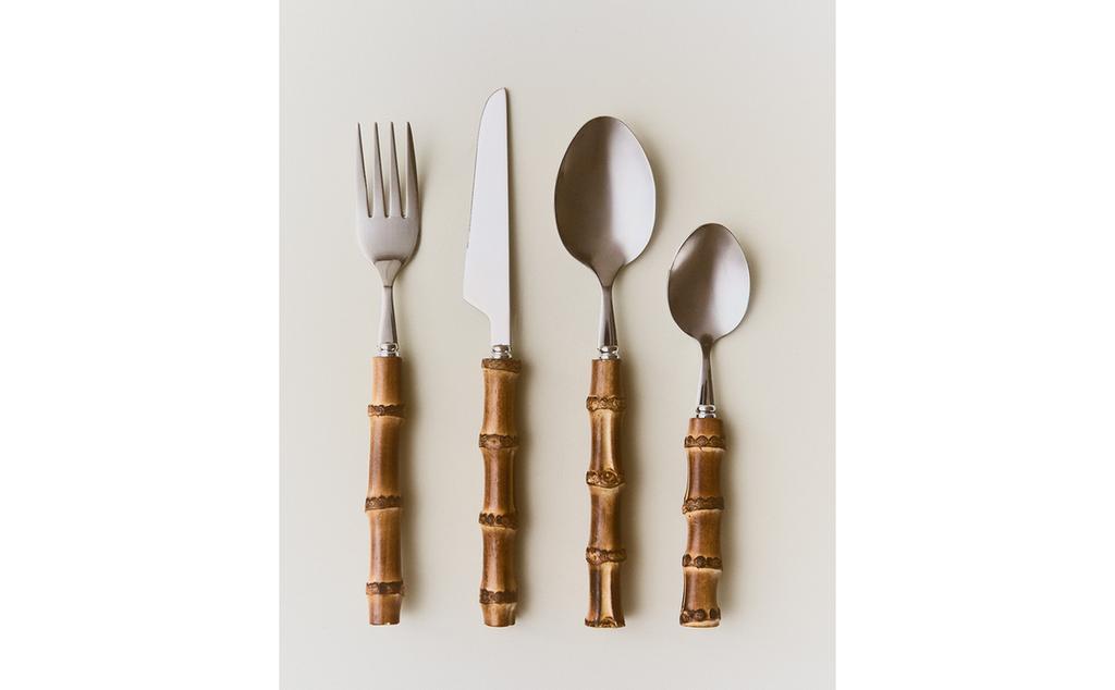 4-PIECE CUTLERY SET WITH BAMBOO HANDLE