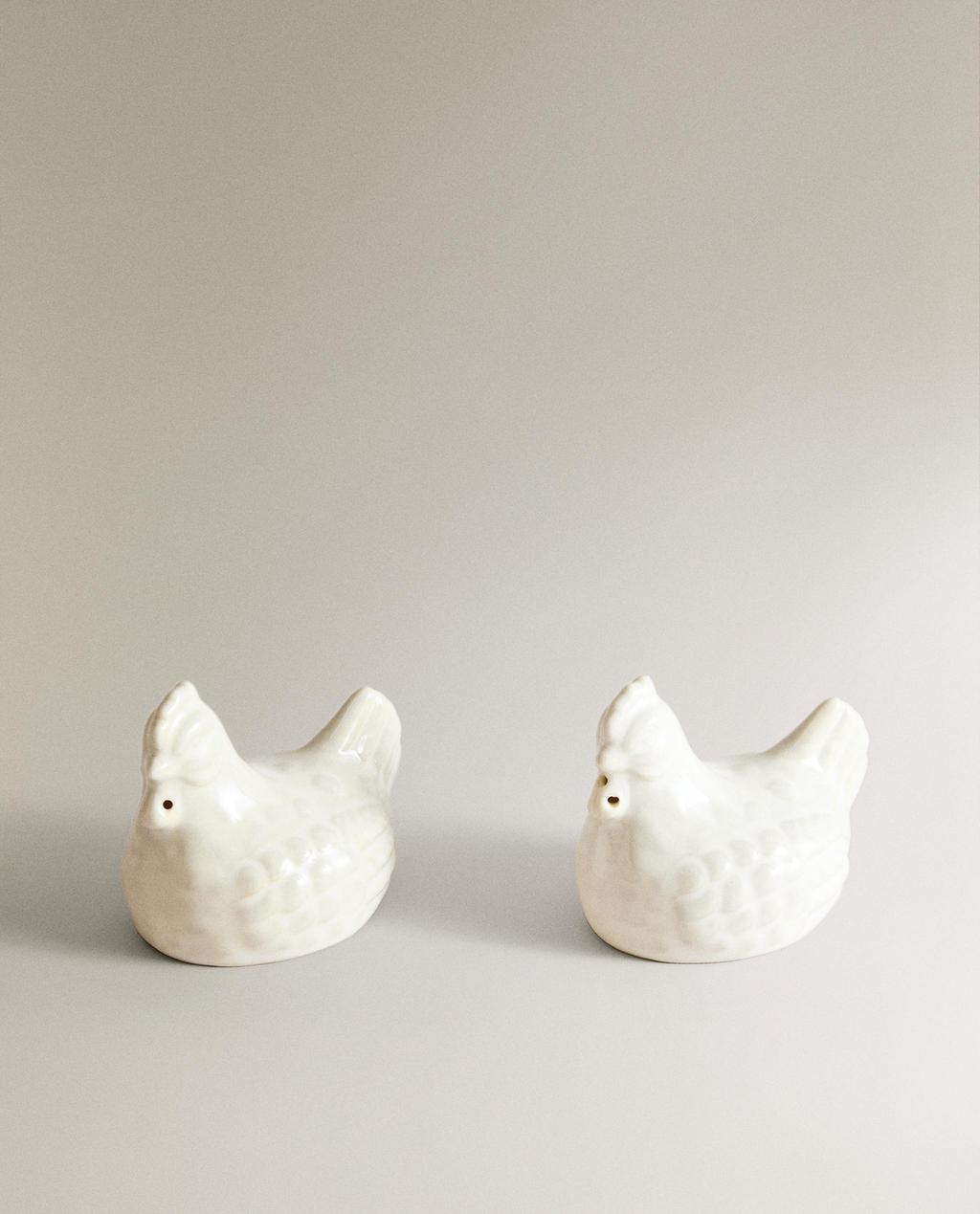 KOMPLET SLANIKA I POSUDE ZA BIBER U OBLIKU KOKOŠKE KOMPLET SLANIKA I POSUDE ZA BIBER U OBLIKU KOKOŠKE