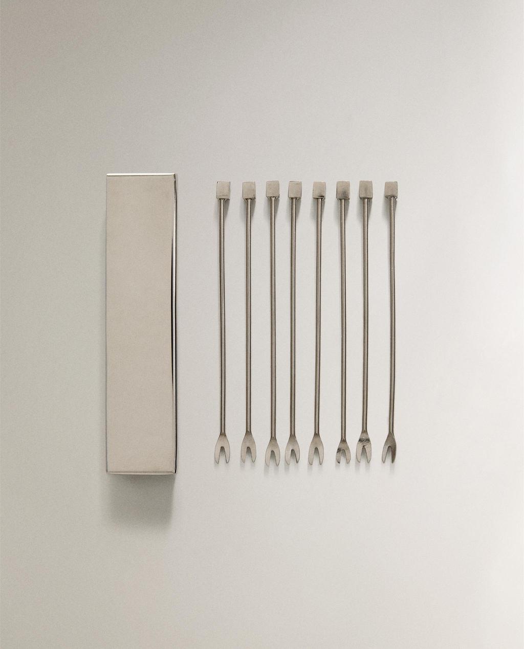 APPETIZER CHOPSTICKS SET WITH METAL BOX (SET OF 6)