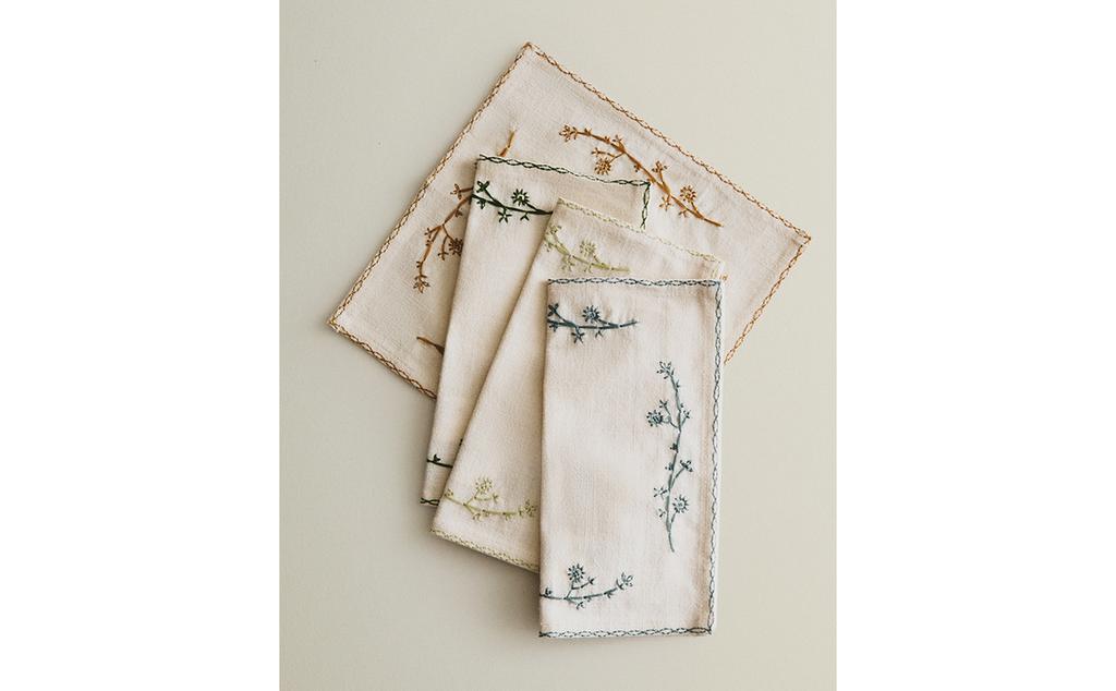SERVETTEN MET PLANTENBORDUURSEL (4-PACK)
