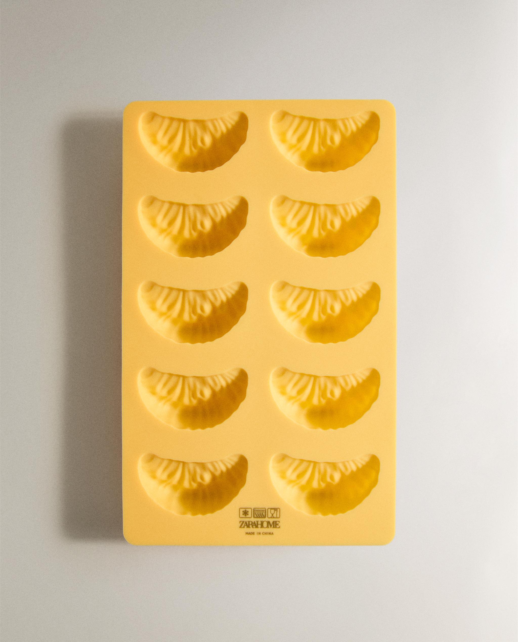 SILICONE ICE BUCKET TRAY WITH 10 ICE CUBES product thumbnail 5