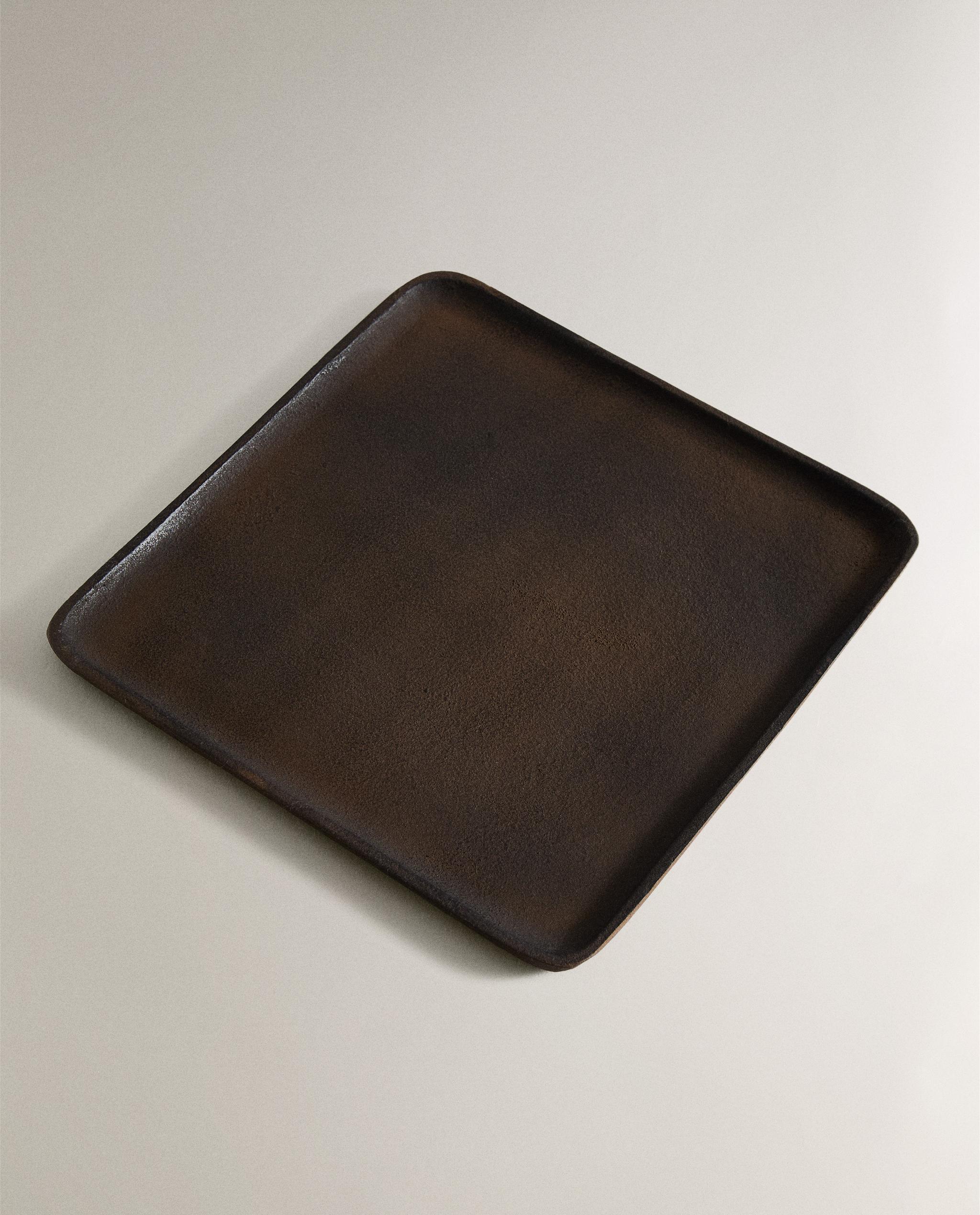 ブラック メタル トレイ | Zara Home 日本/Japan