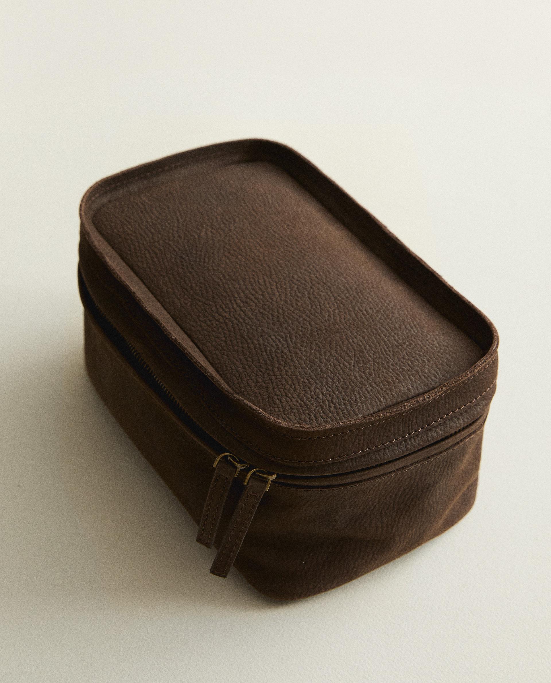 FADED LEATHER MAKEUP BAG | Zara Home United States of America
