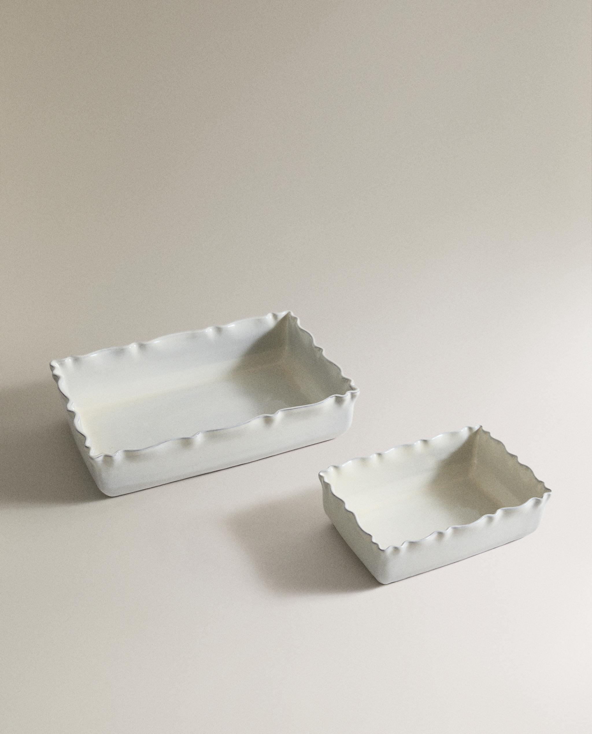 TEXTURED EARTHENWARE OVEN SERVING DISH product thumbnail 4
