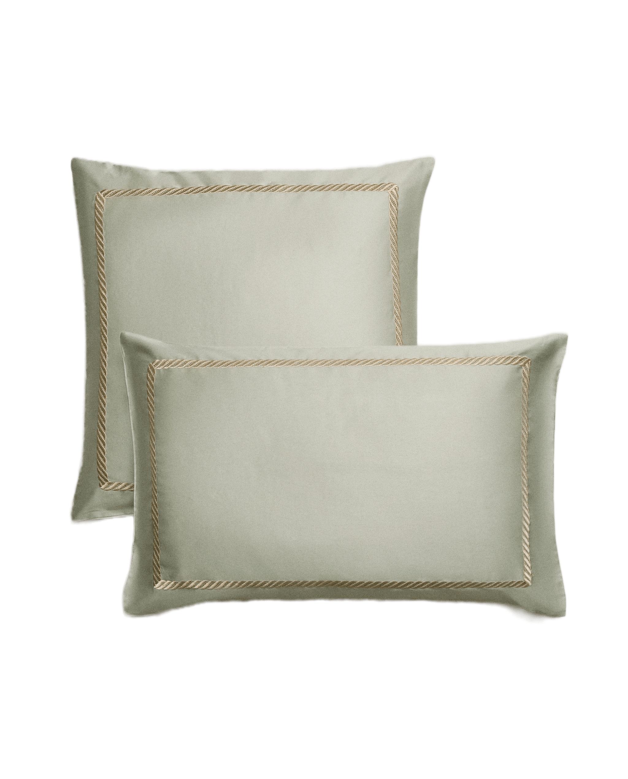 SATEEN PILLOWCASE WITH DECORATIVE EMBROIDERY product thumbnail 5