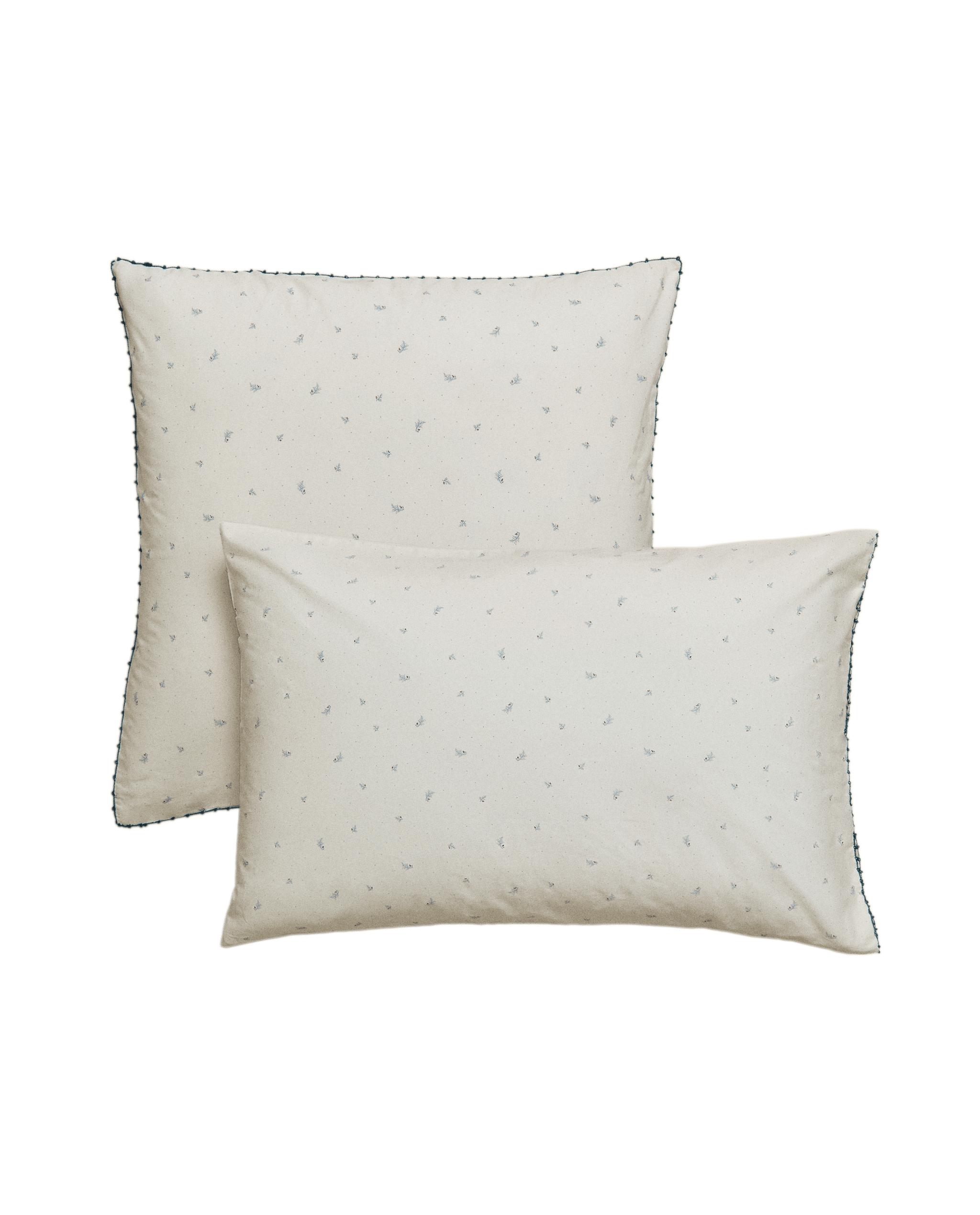 CHILDREN’S COTTON PILLOWCASE WITH LEAVES AND POLKA DOTS product thumbnail 6