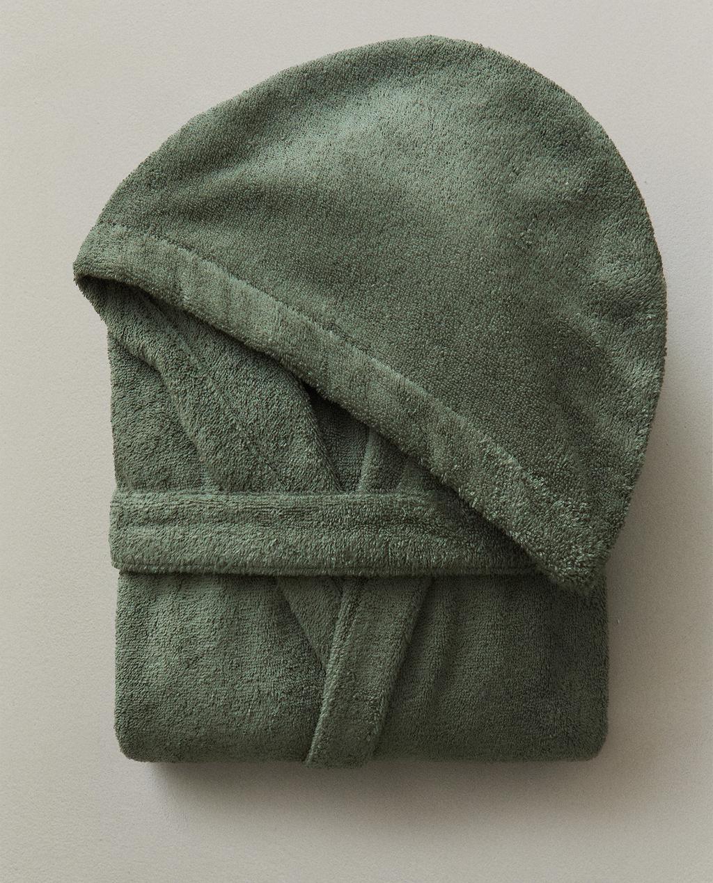 PELDMĒTELIS AR KAPUCI (360 GXM²)