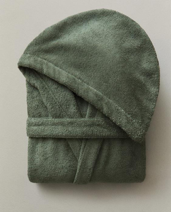 HOODED BATHROBE (360 GXM²) HOODED BATHROBE (360 GXM²)