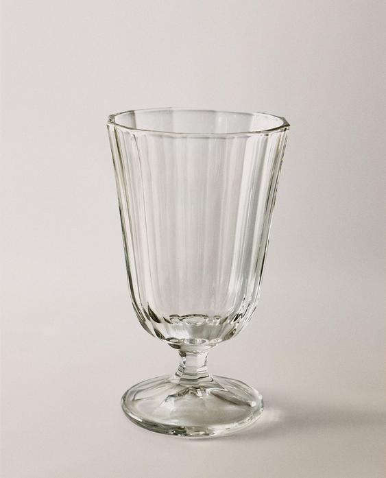 RAISED FACETED GLASS