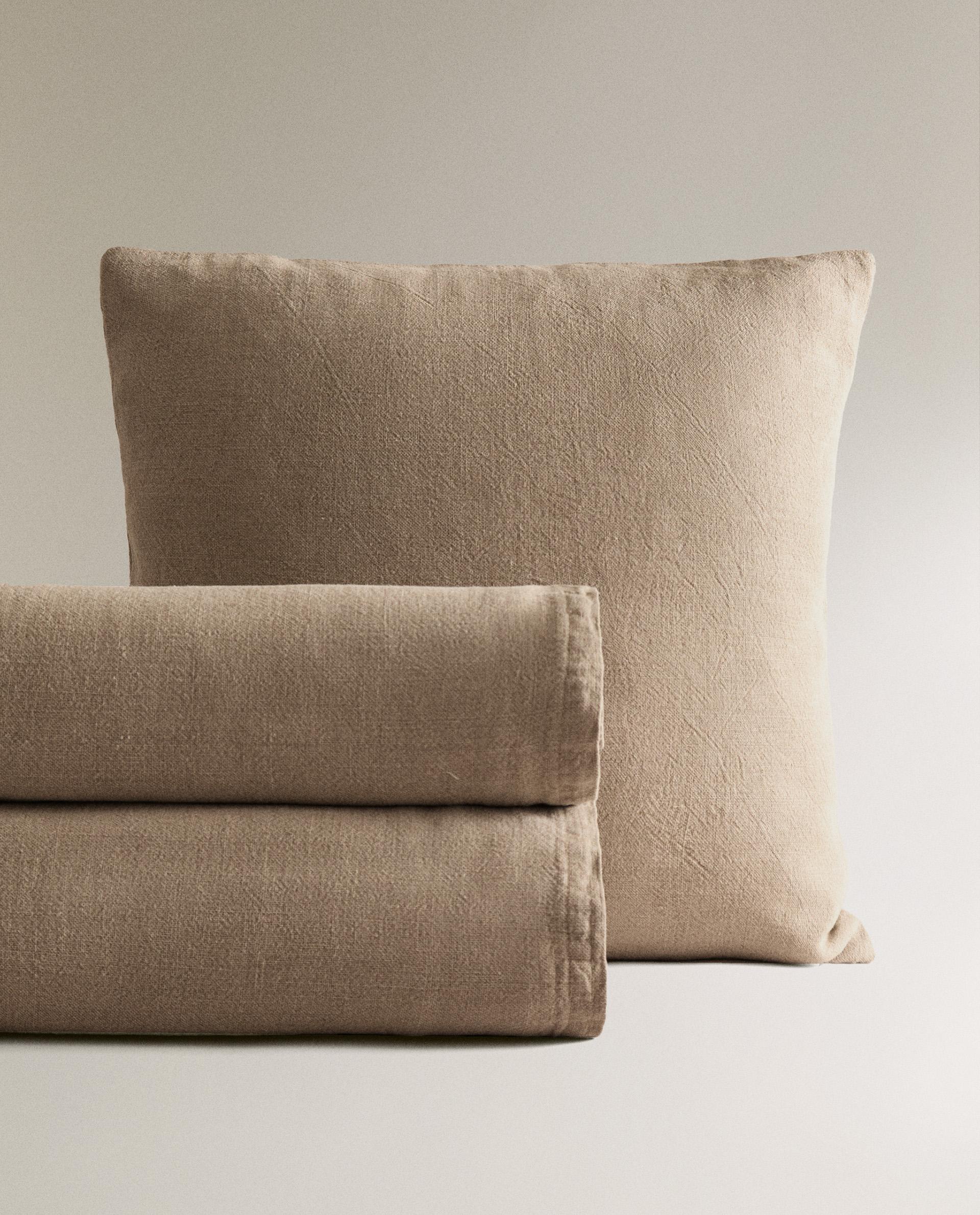 ZARA HOME リネン　ベッドカバーと枕カバー2枚セット ZARA HOME】ベッドリネンをチェンジ。枕カバー＆布団カバーの