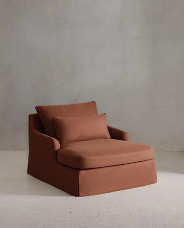 LOVESEAT 01