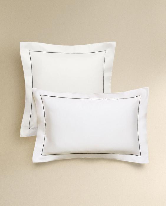 SATYNOWA POSZEWKA NA PODUSZKĘ Z OBSZYCIEM SATYNOWA POSZEWKA NA PODUSZKĘ Z OBSZYCIEM